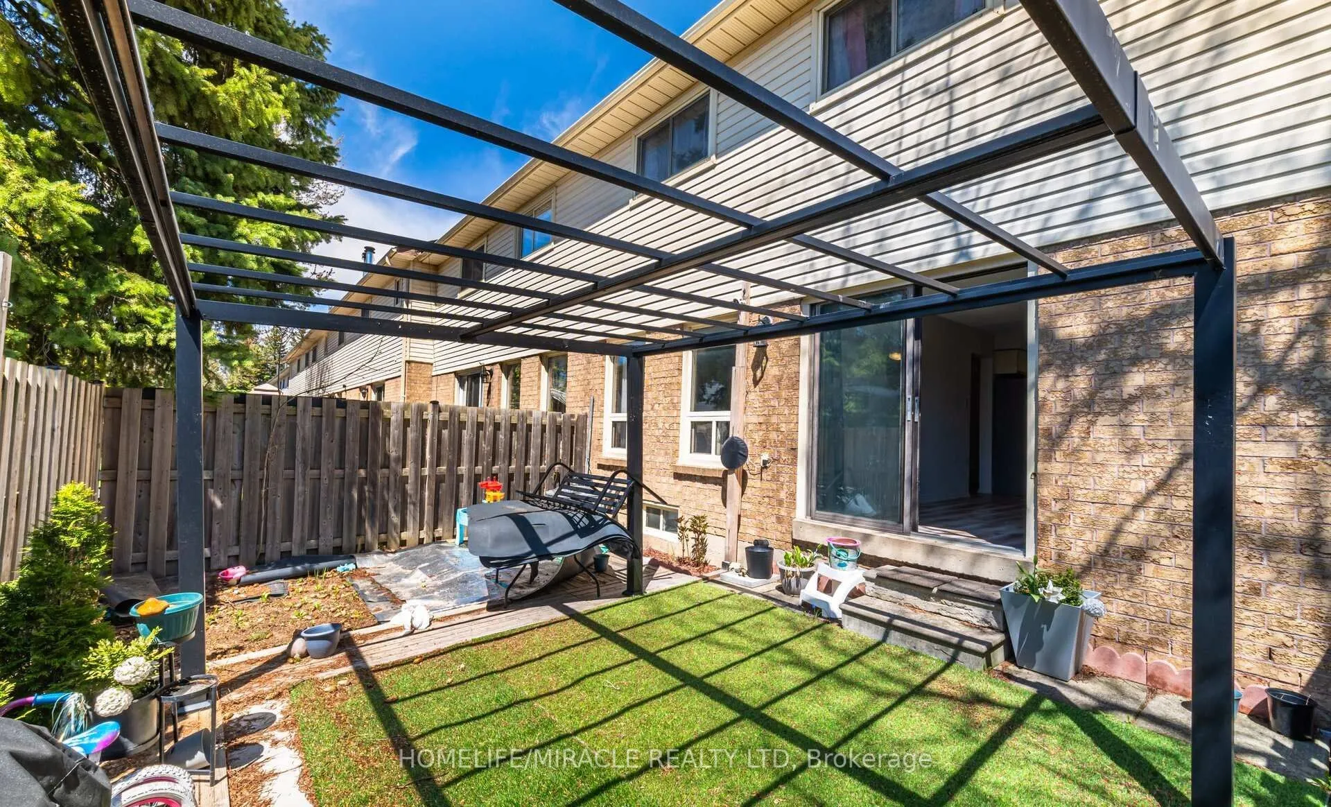 20 Wayne Nicol Drive, #18