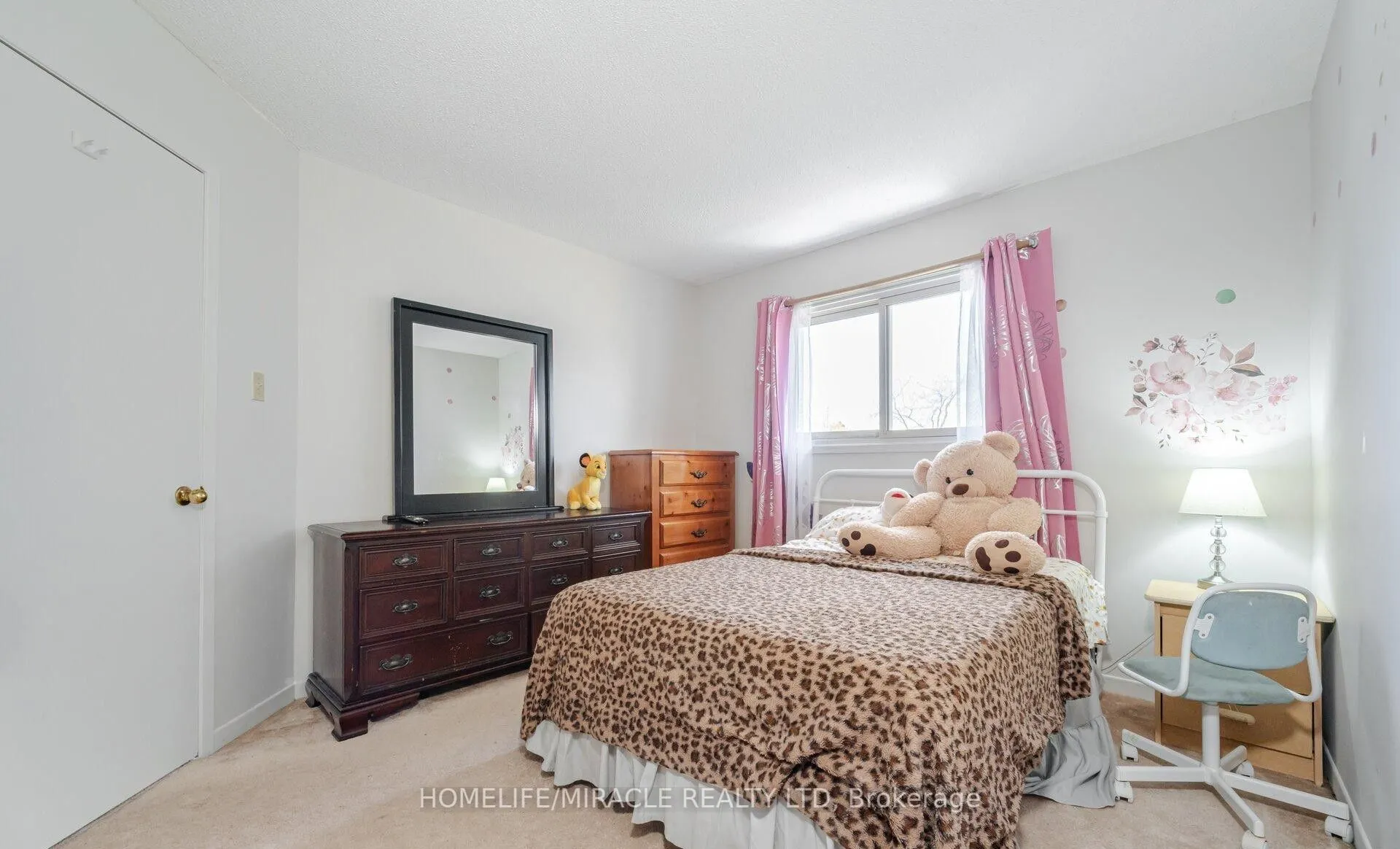 20 Wayne Nicol Drive, #18