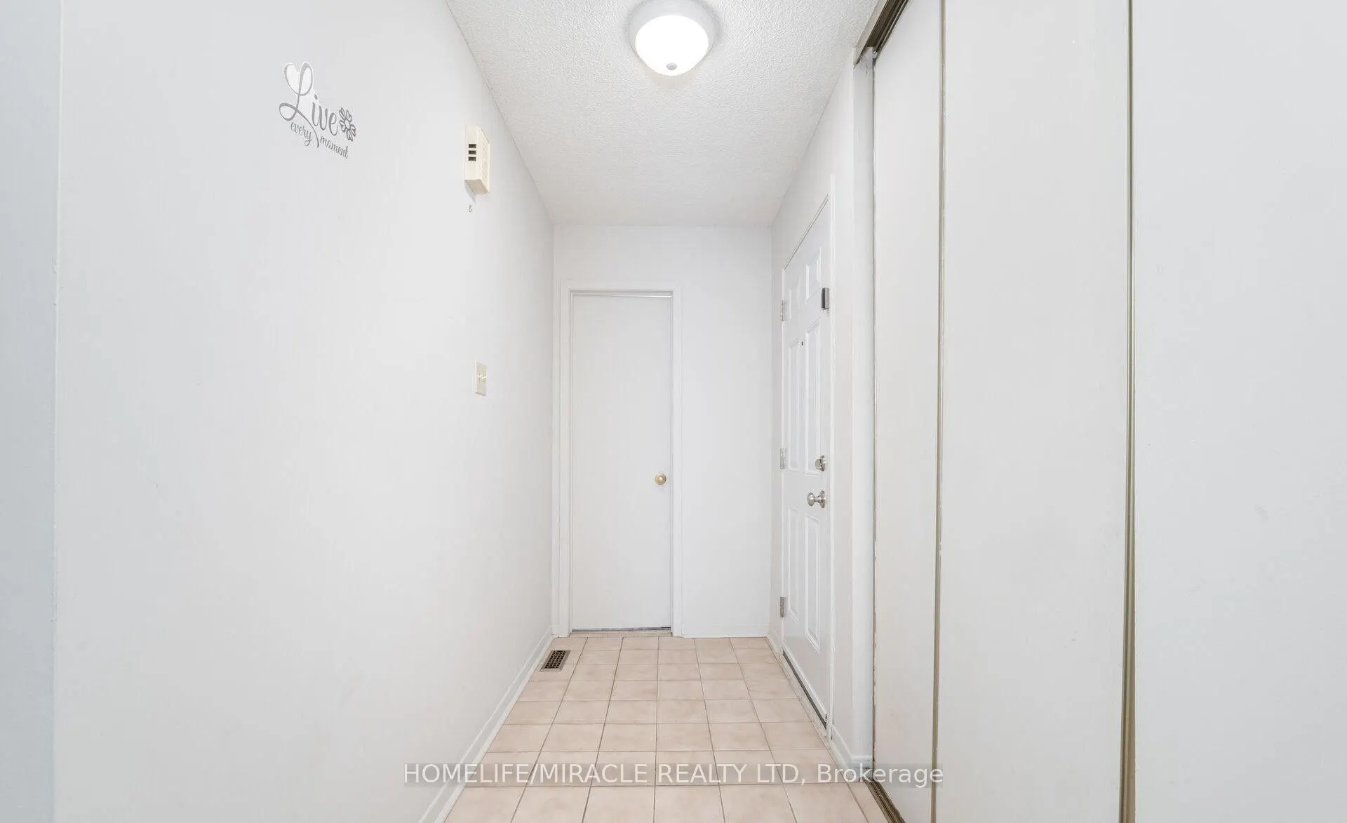20 Wayne Nicol Drive, #18