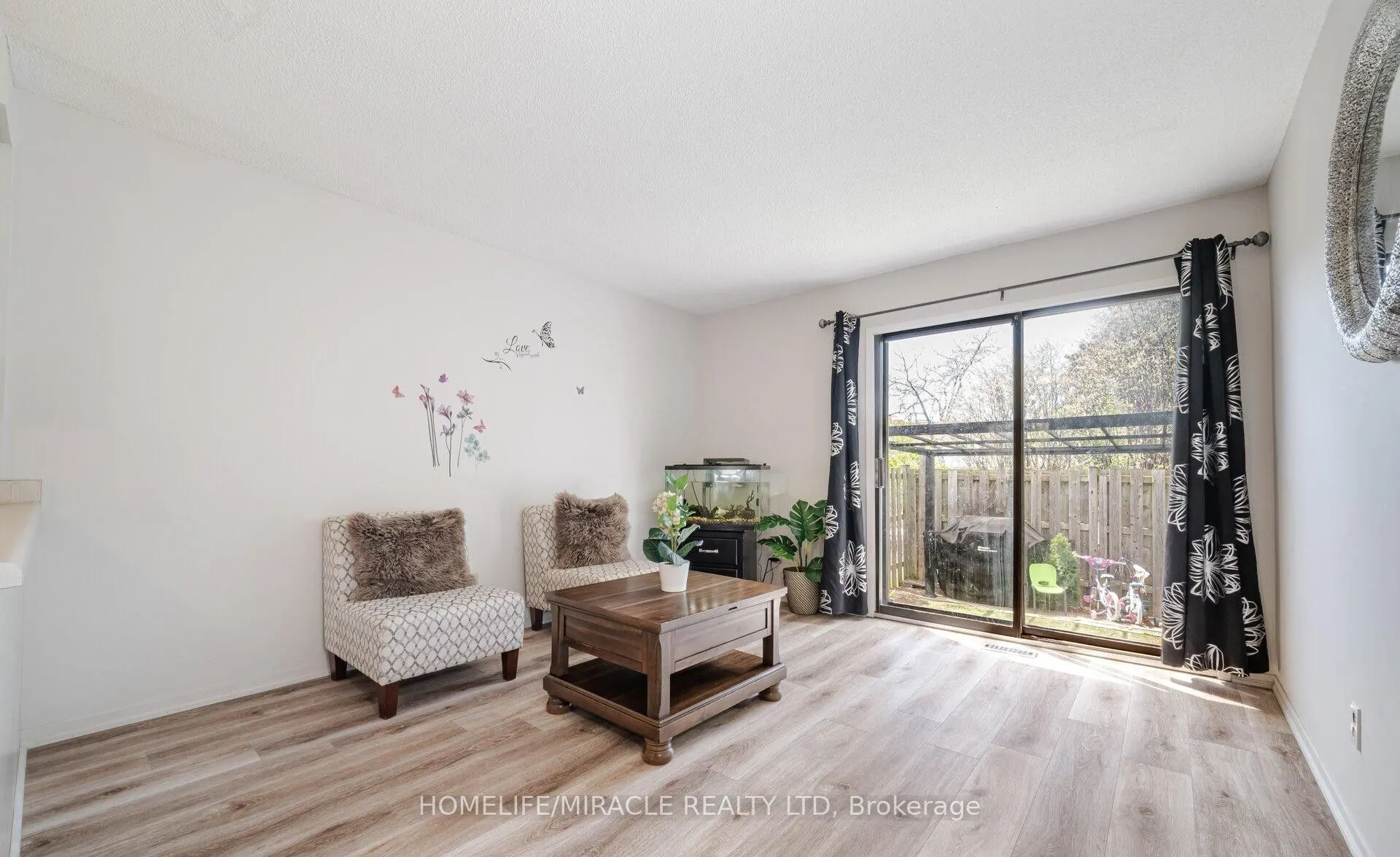 20 Wayne Nicol Drive, #18