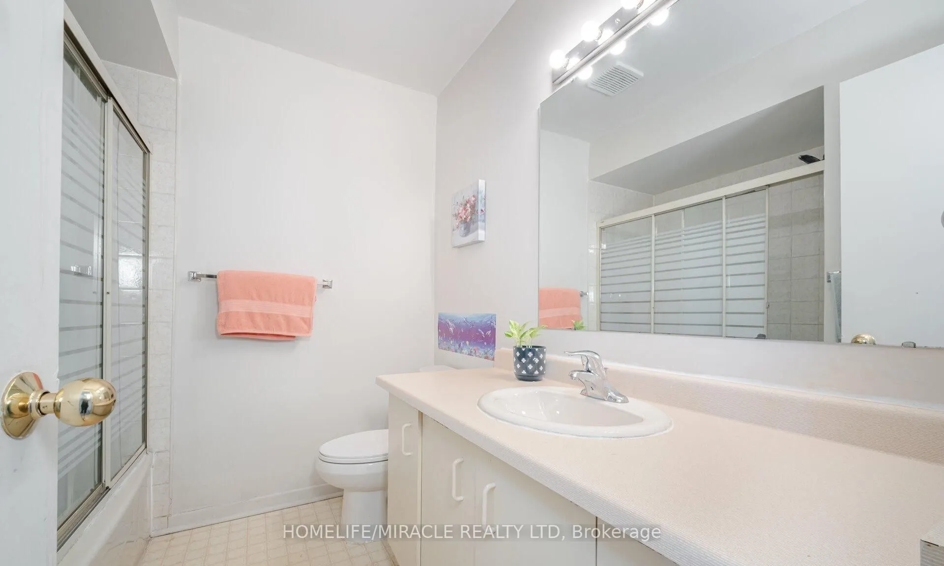 20 Wayne Nicol Drive, #18