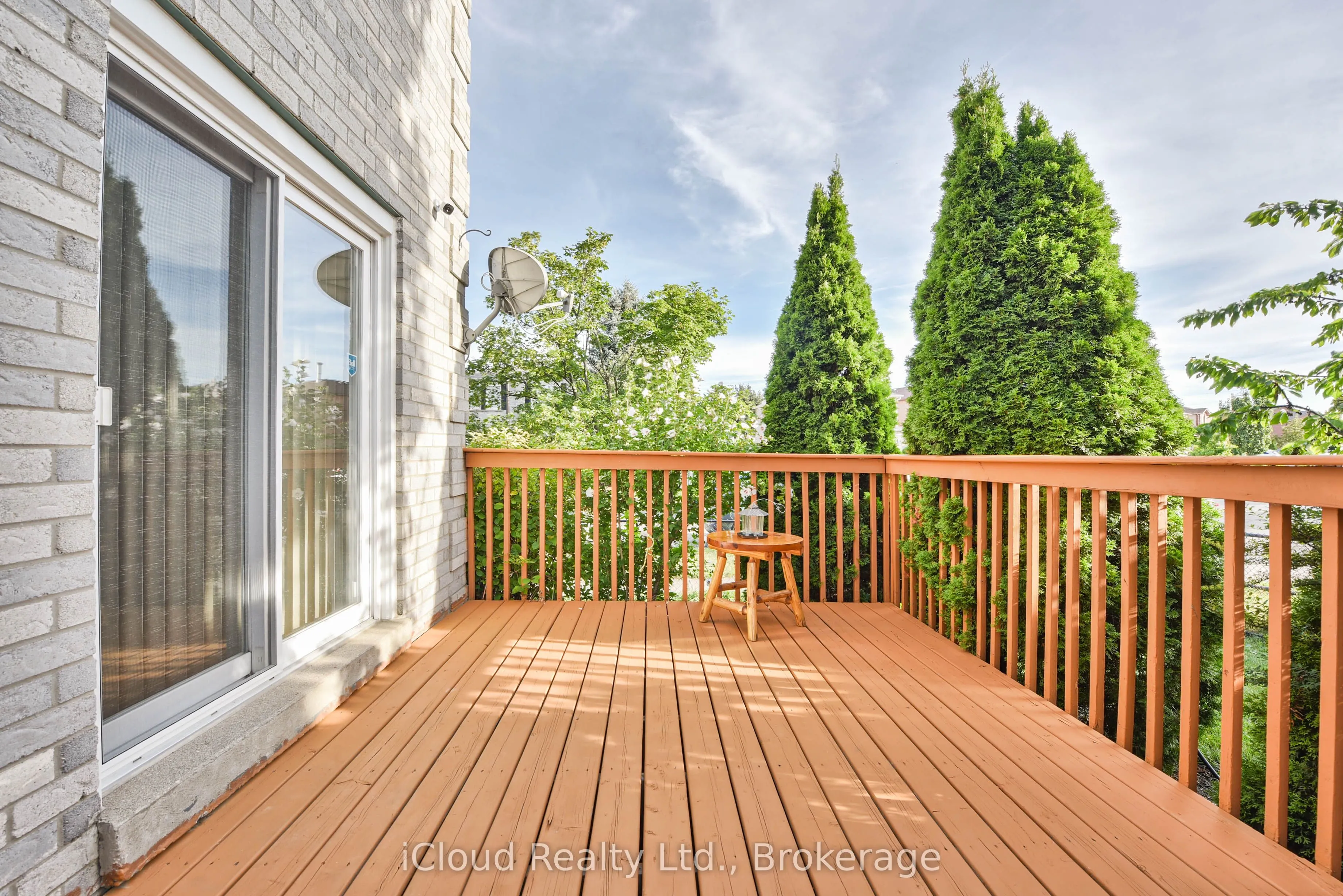 14 Timberlane Drive