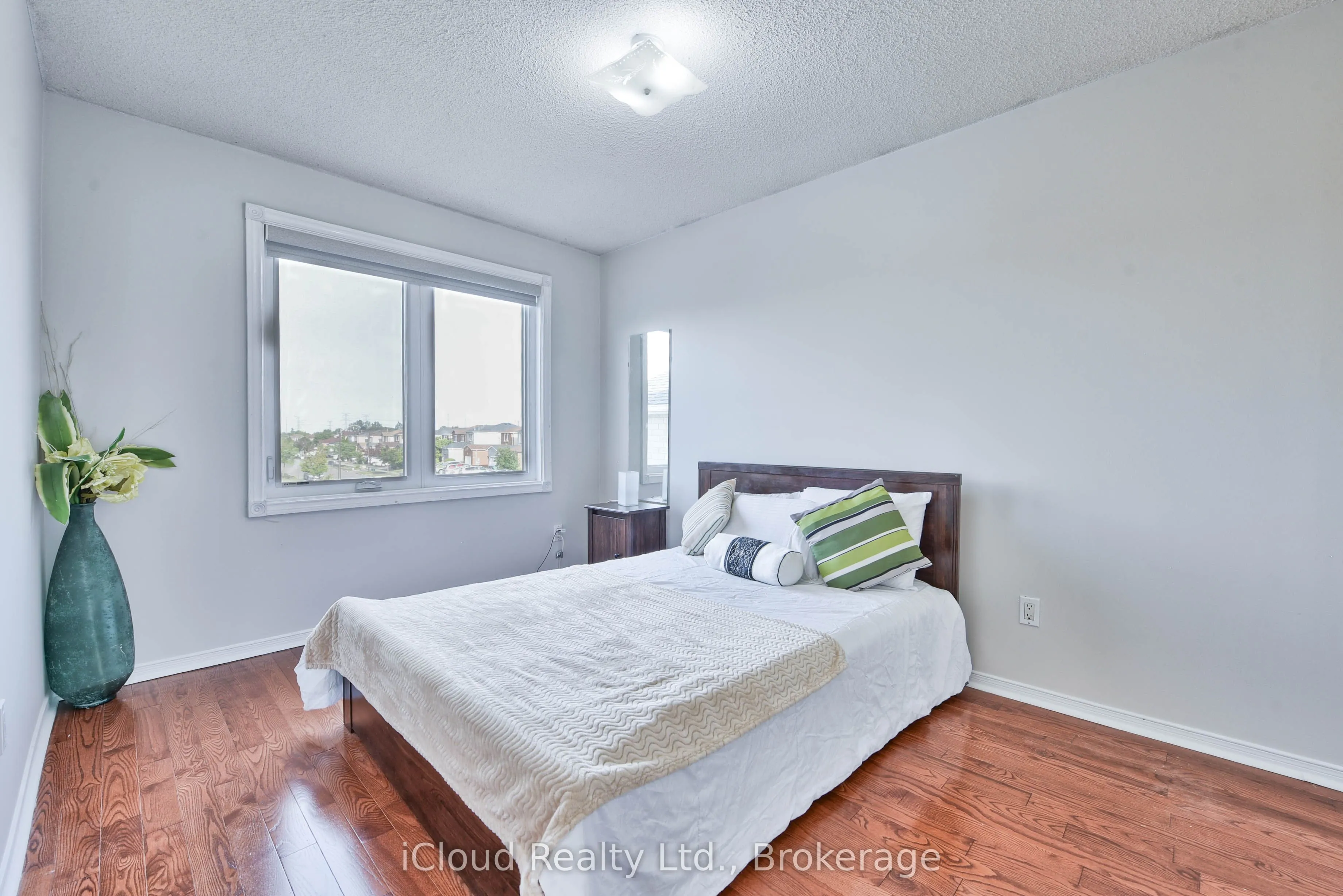 14 Timberlane Drive