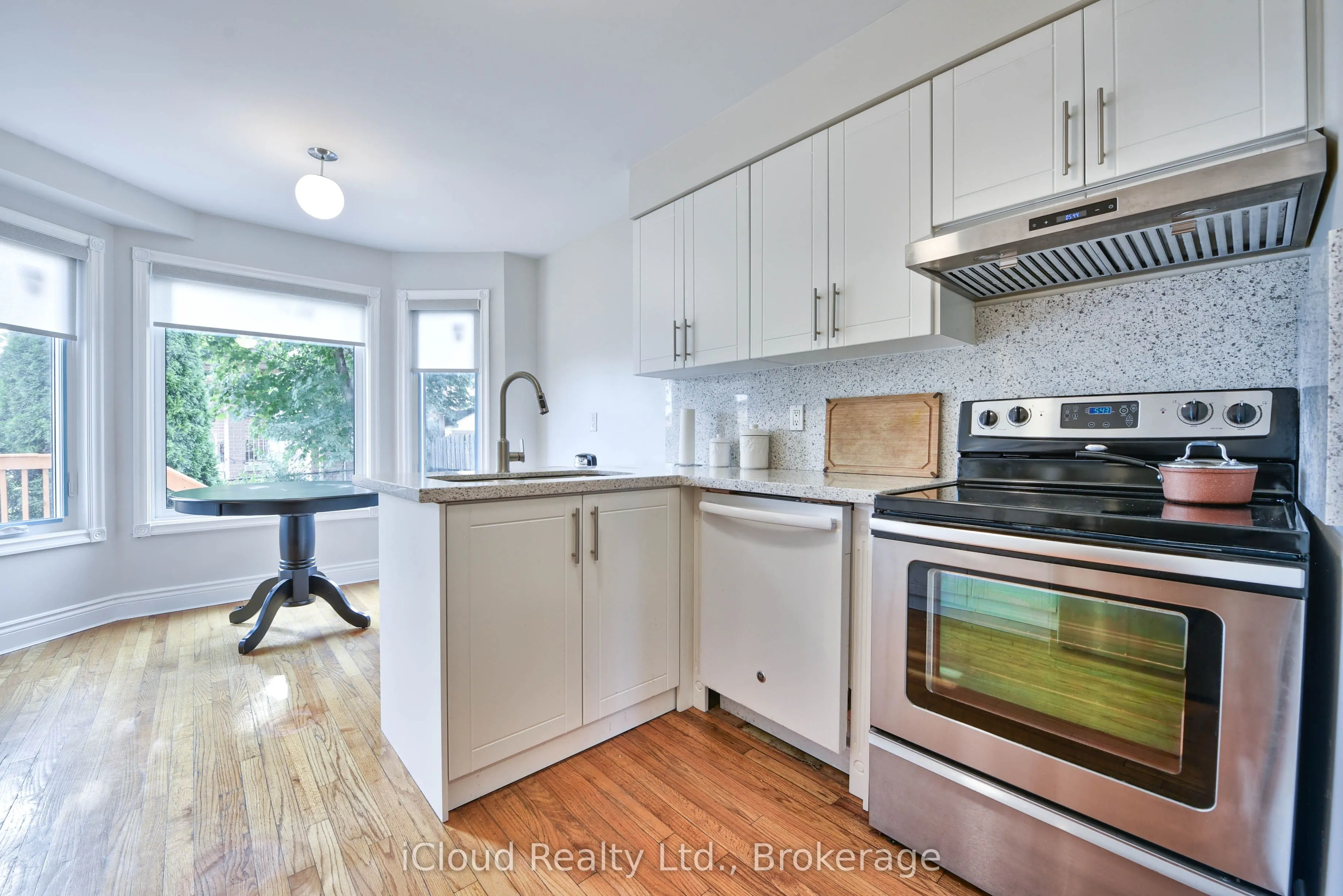 14 Timberlane Drive