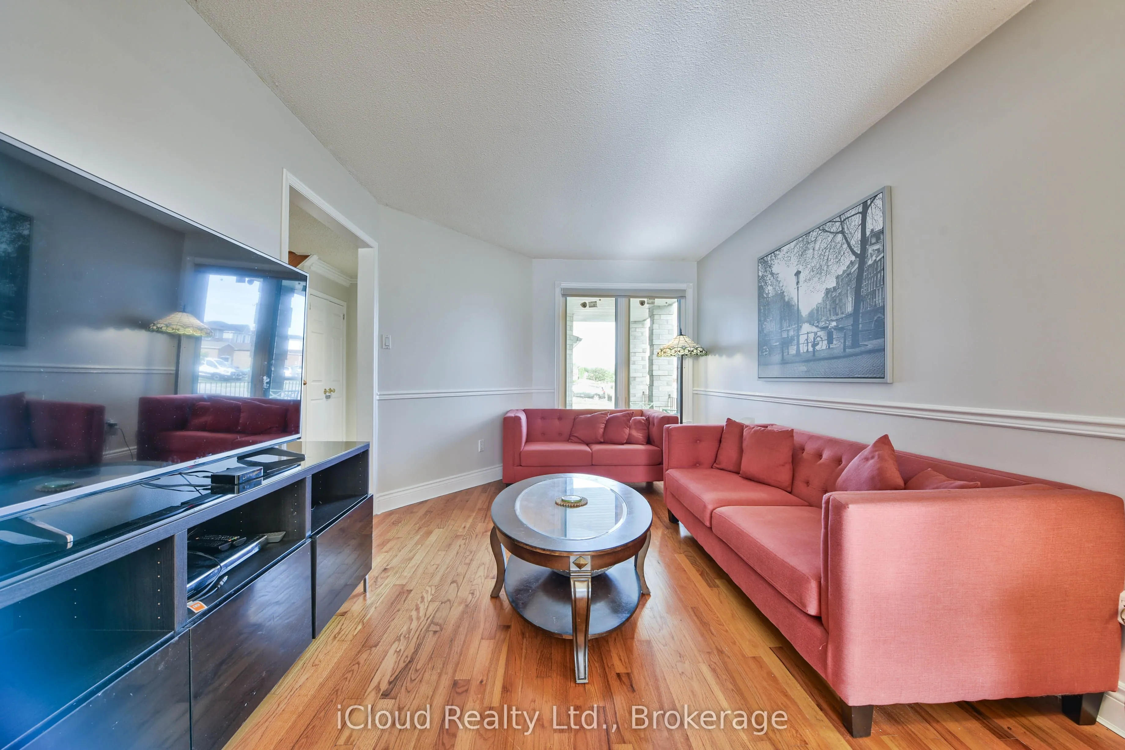 14 Timberlane Drive