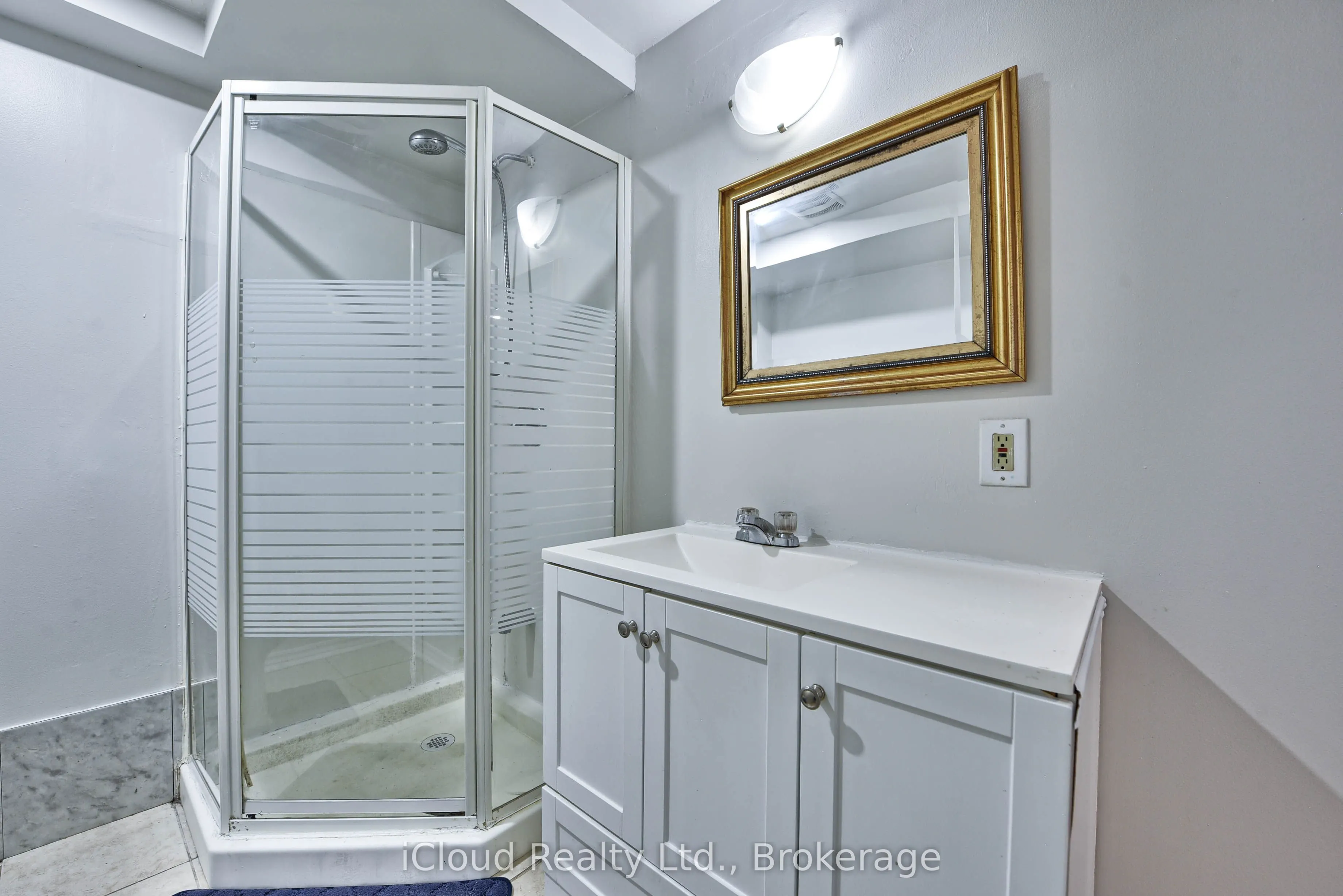 14 Timberlane Drive