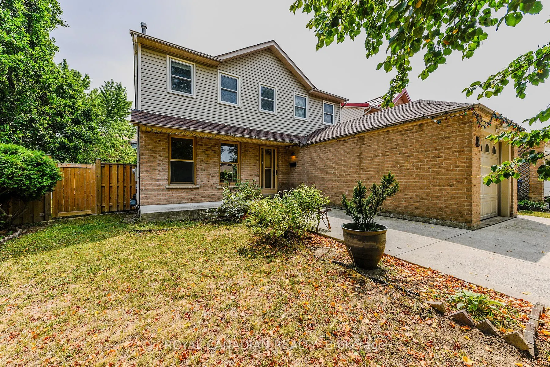2 Mayberry Court