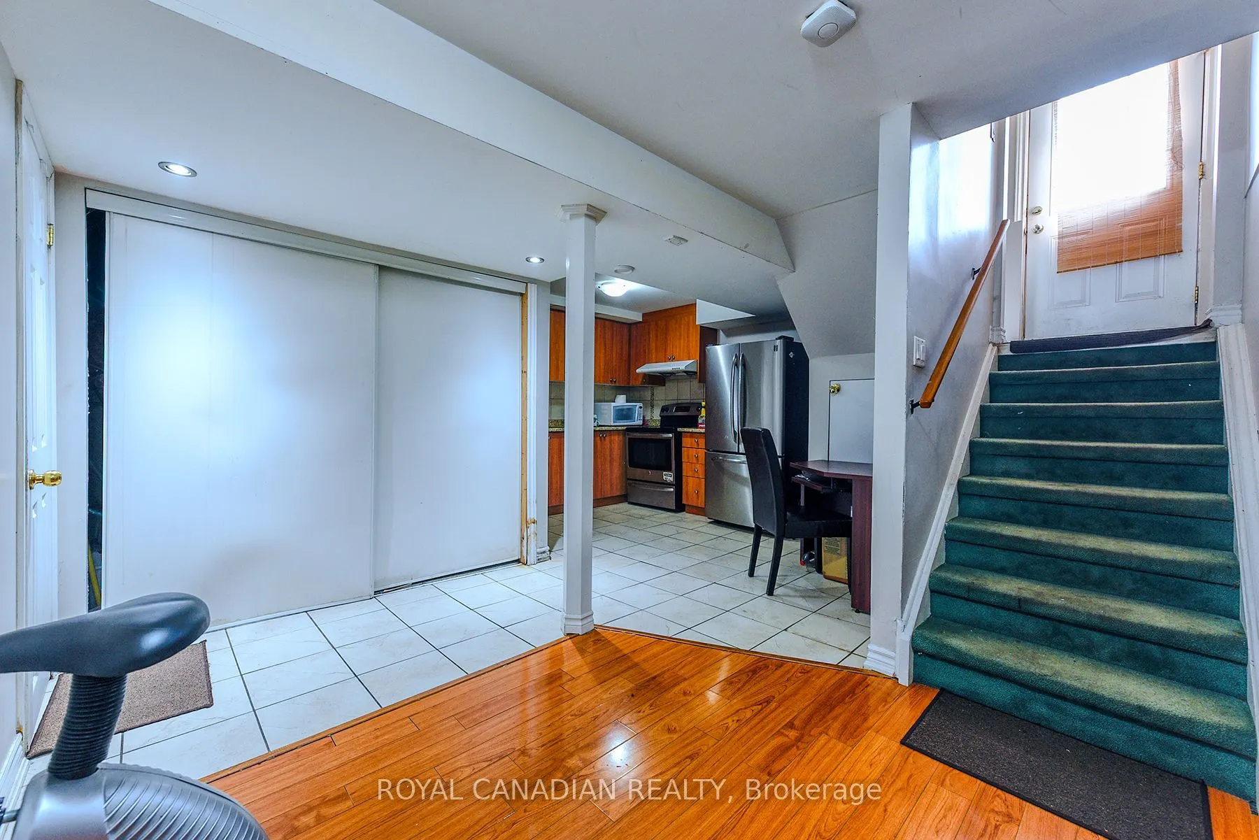 2 Mayberry Court