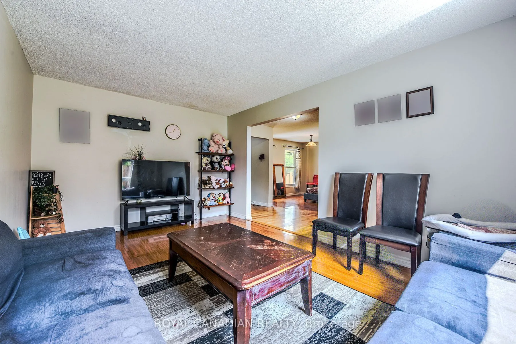 2 Mayberry Court