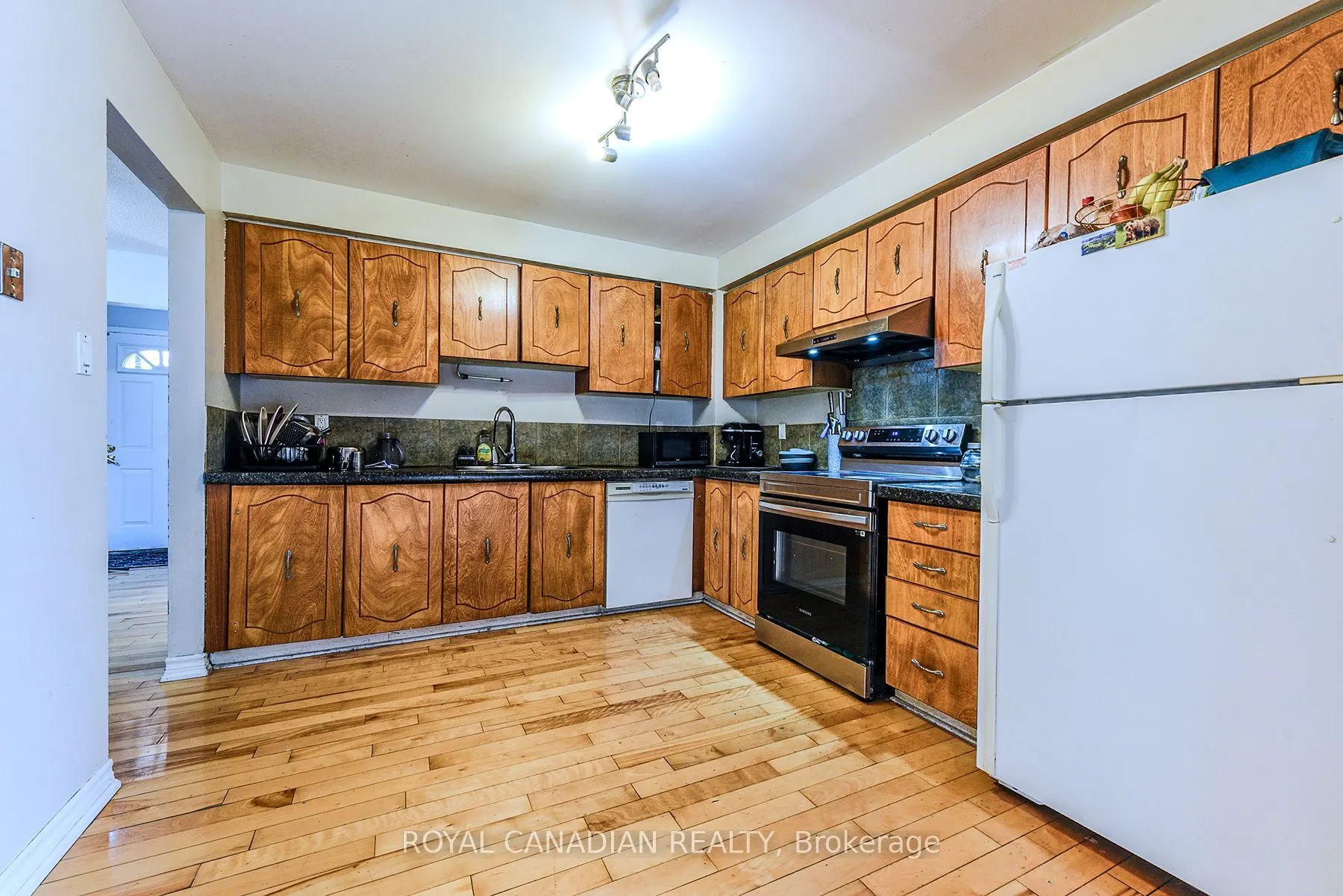 2 Mayberry Court