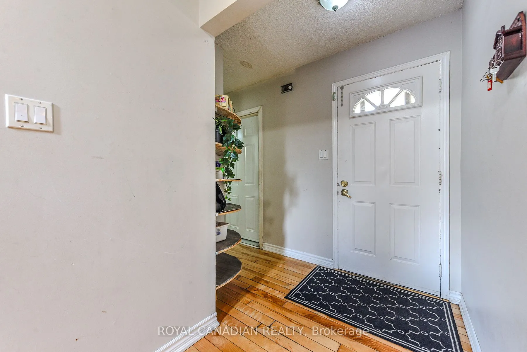 2 Mayberry Court