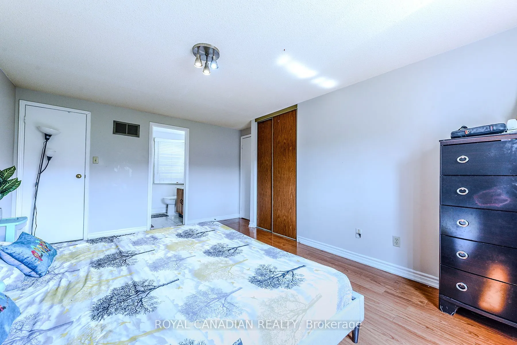 2 Mayberry Court