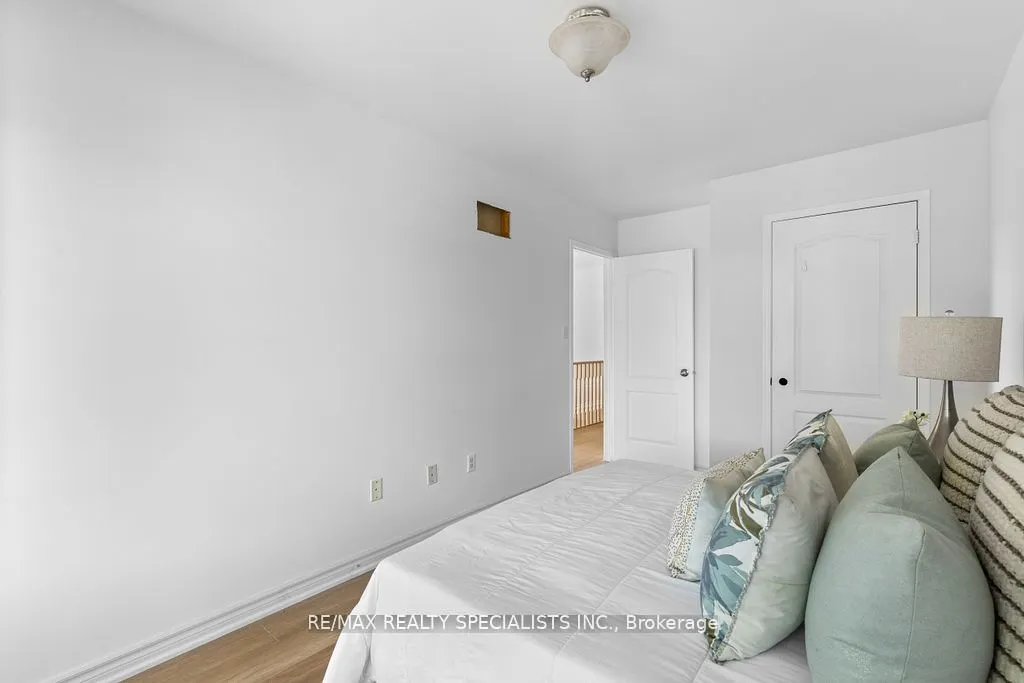 49 Sand Cherry Crescent