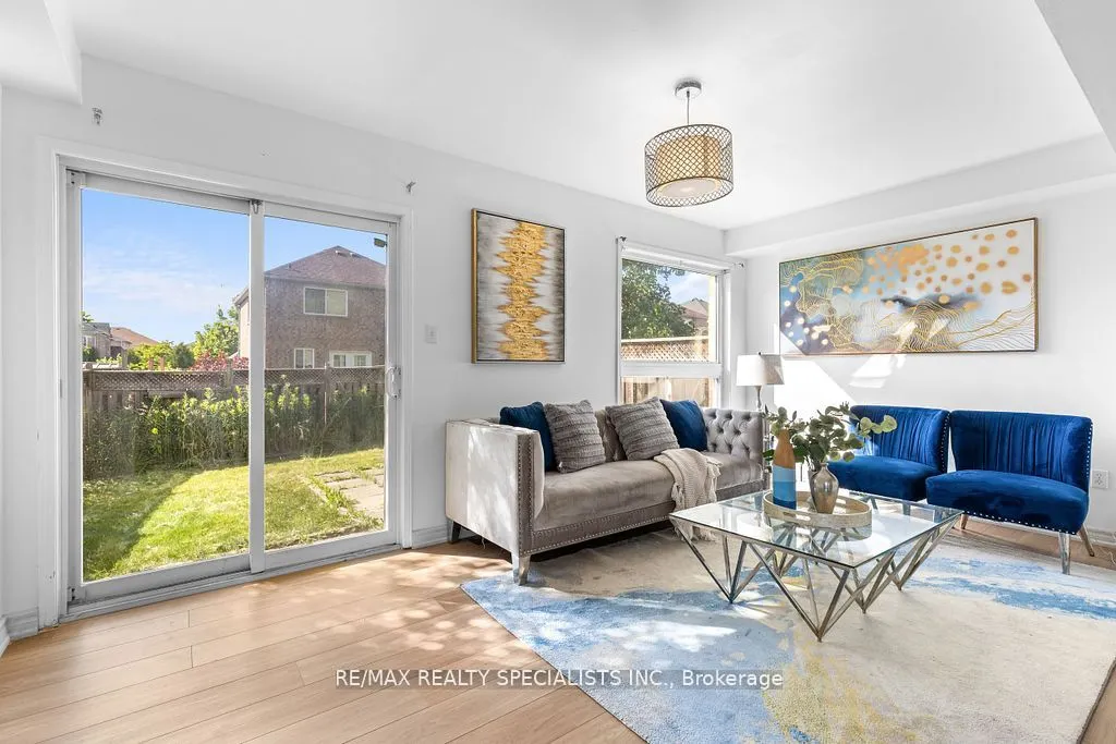 49 Sand Cherry Crescent