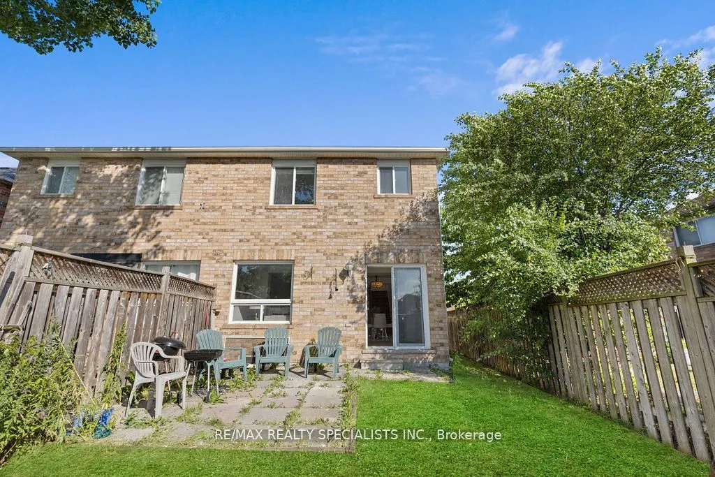 49 Sand Cherry Crescent
