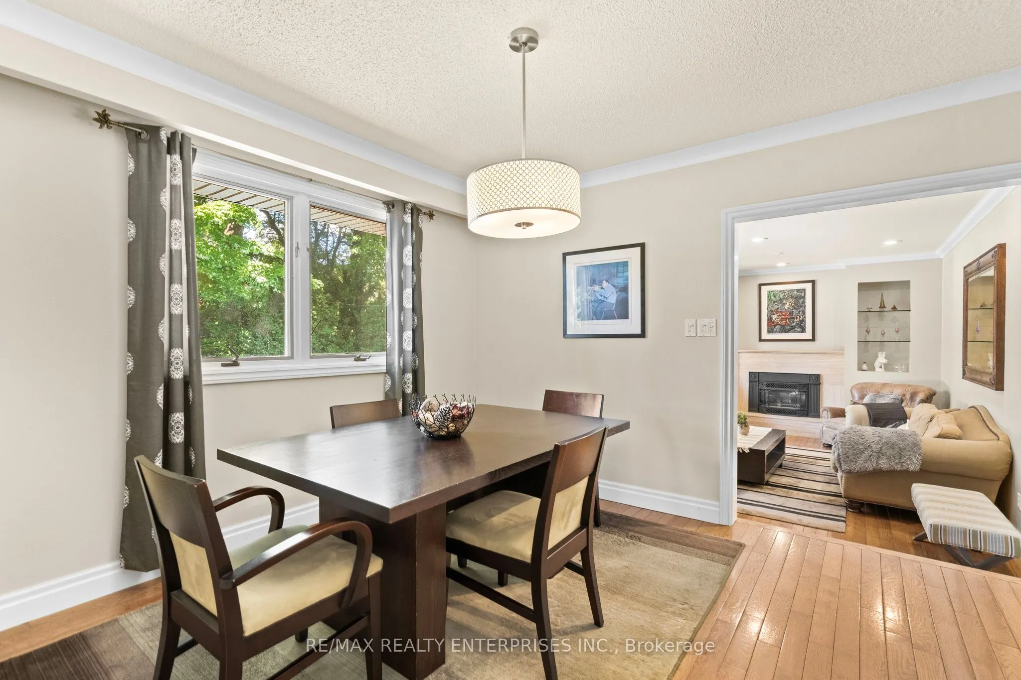 1867 Will Scarlett Drive