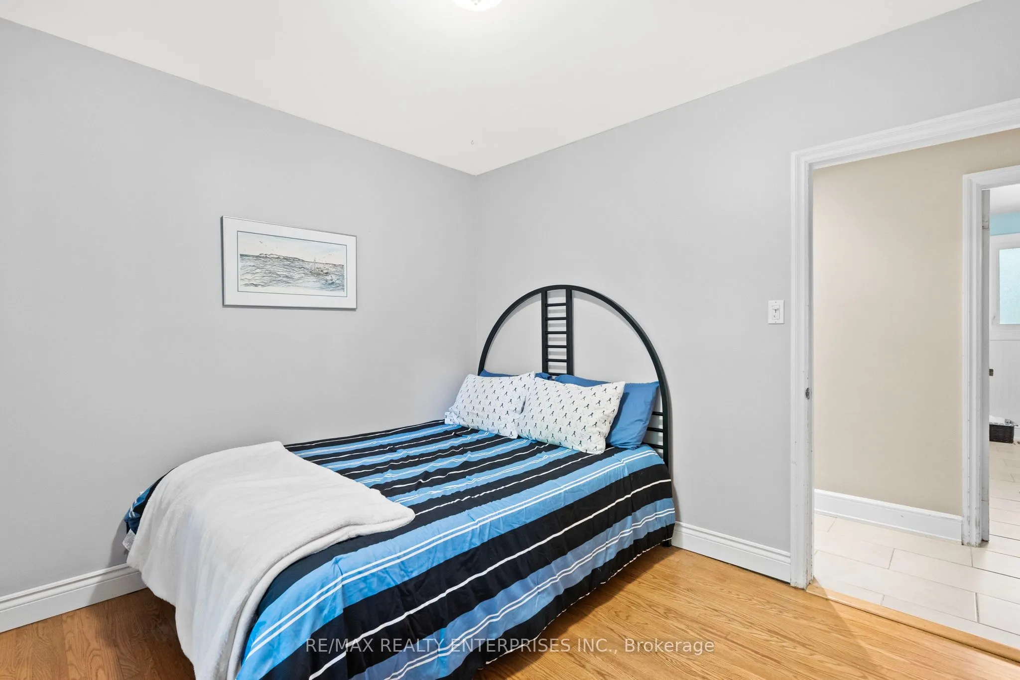 1867 Will Scarlett Drive