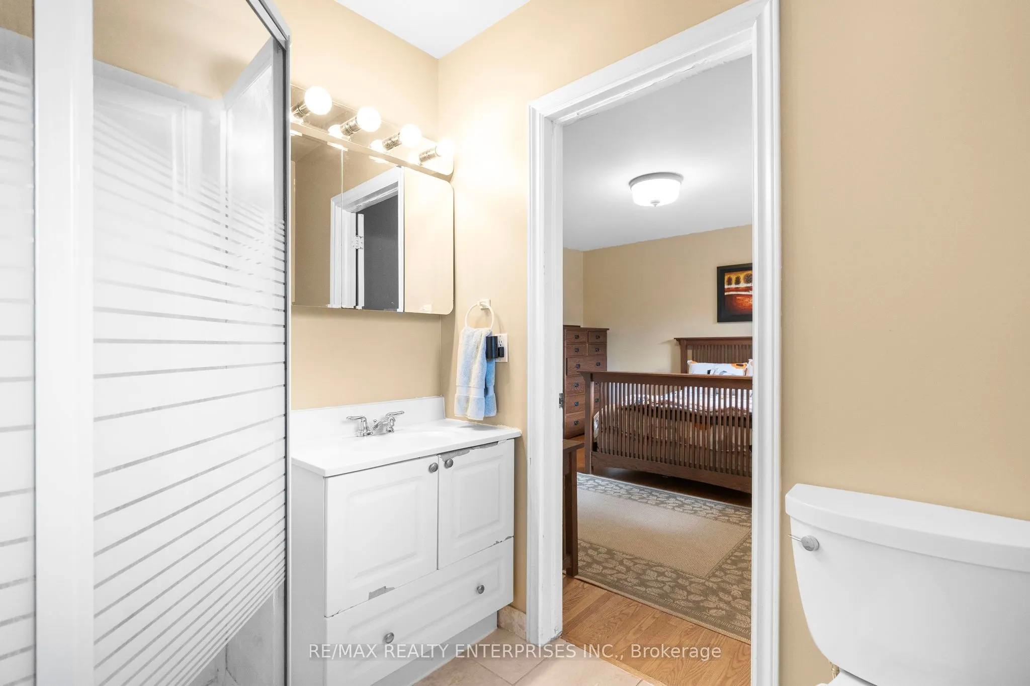 1867 Will Scarlett Drive