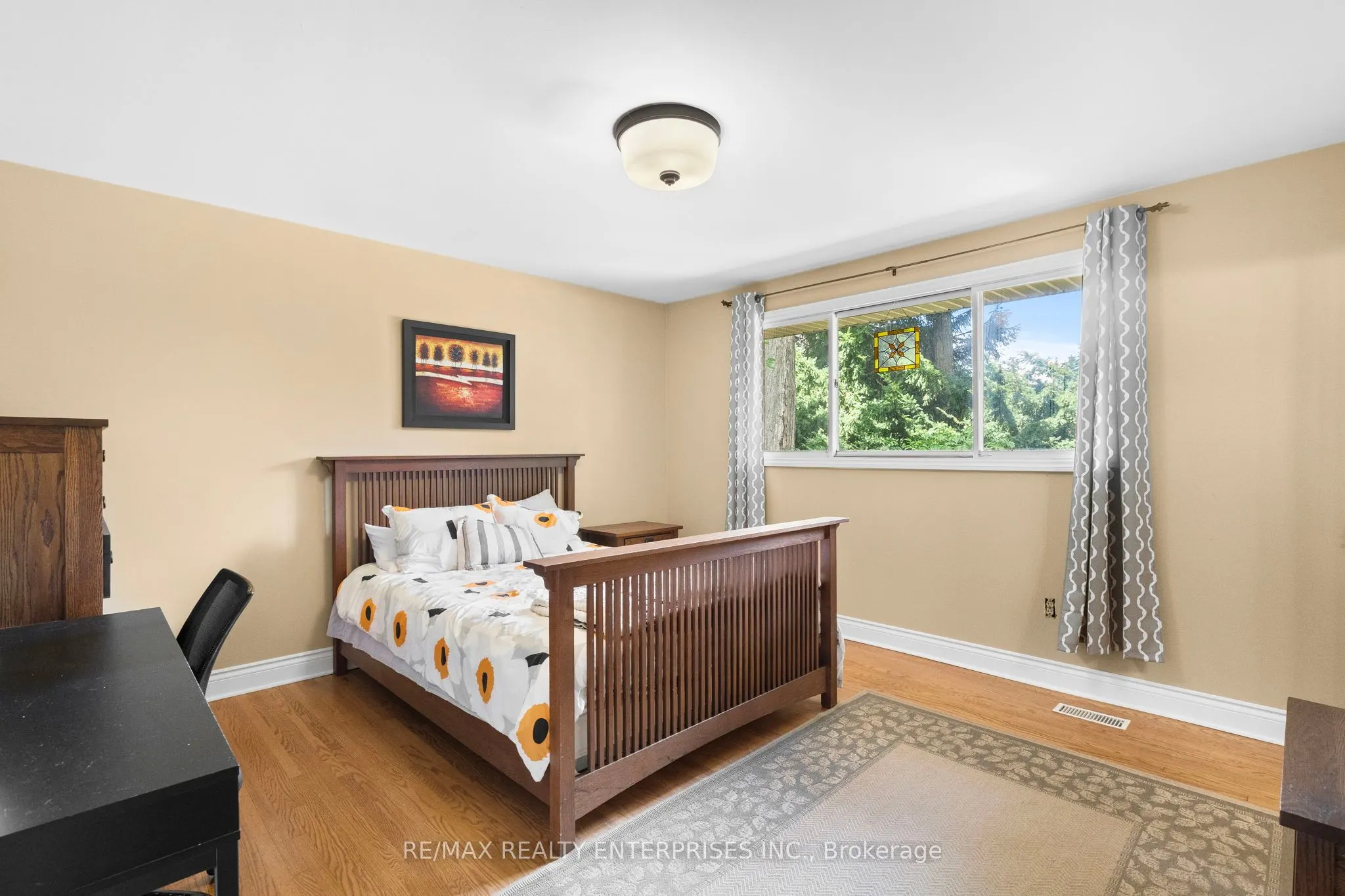 1867 Will Scarlett Drive