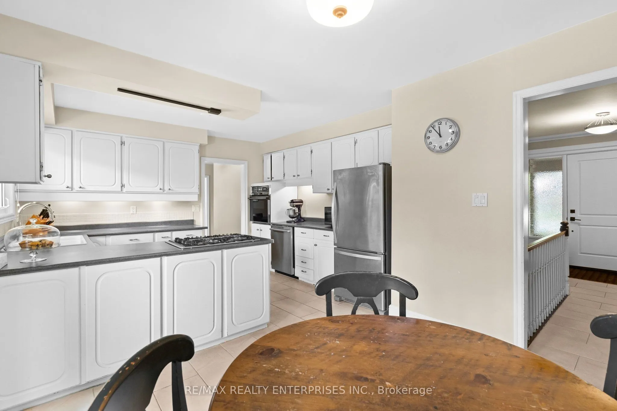 1867 Will Scarlett Drive