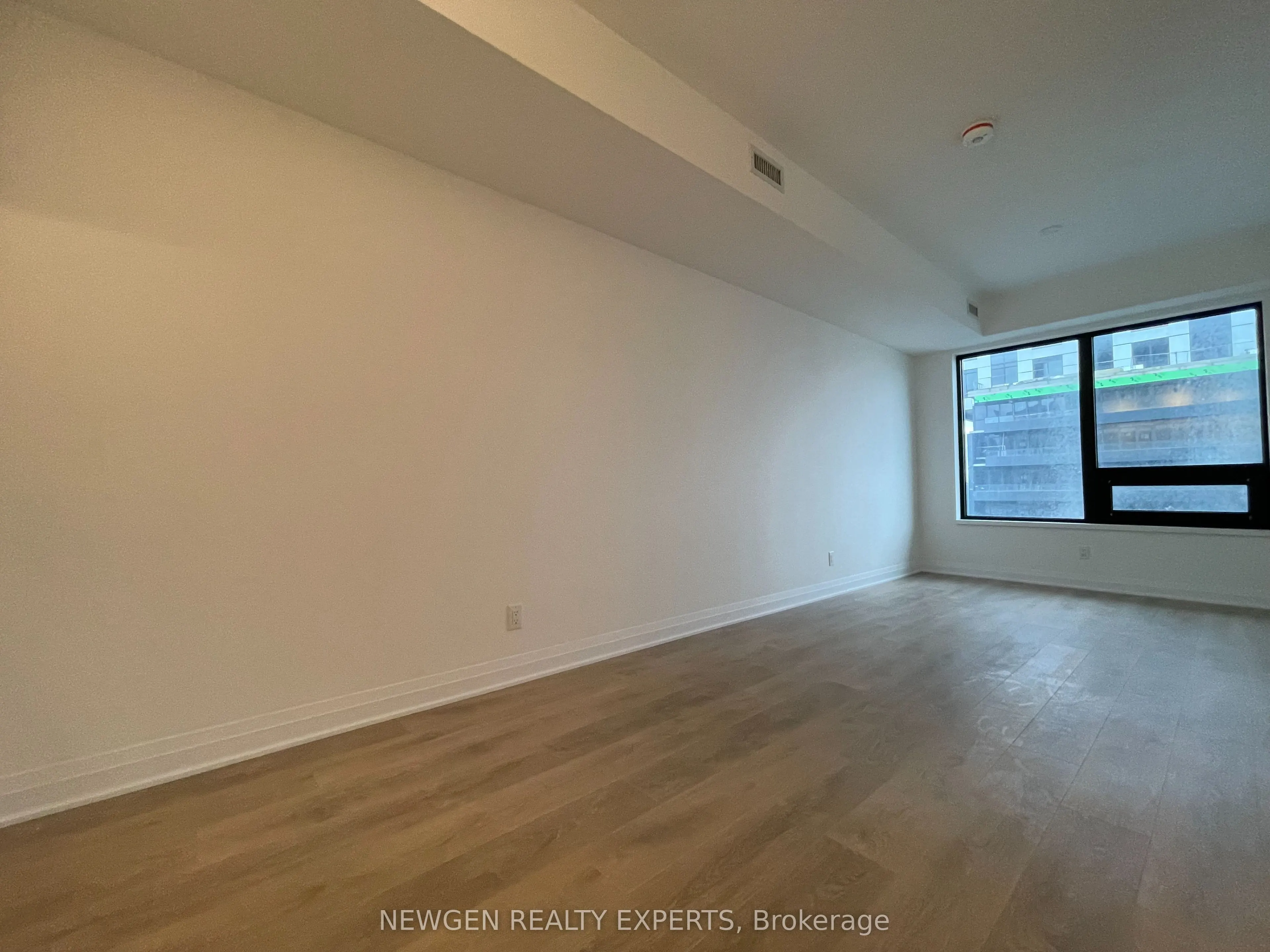 4015 The Exchange, #1601