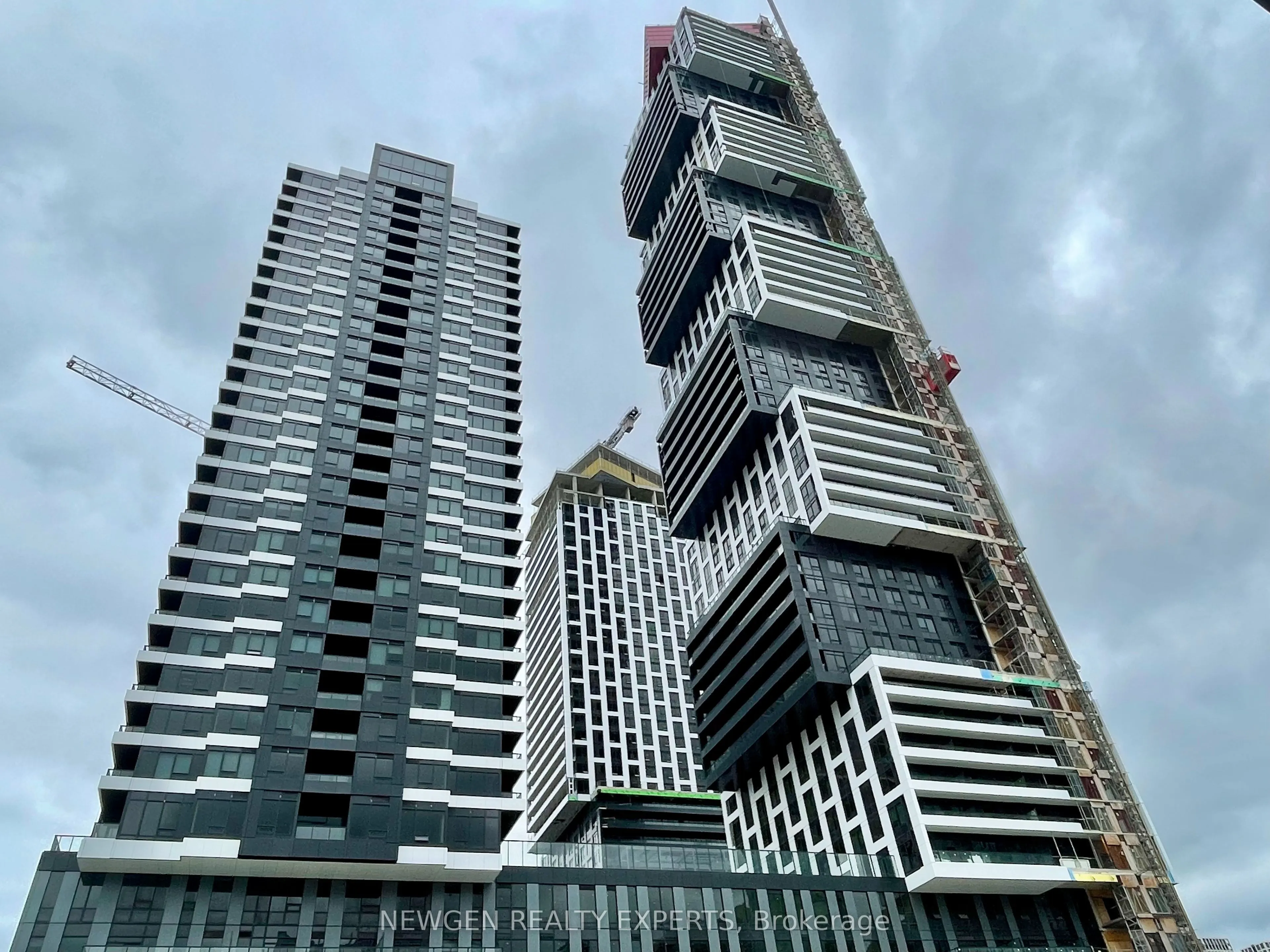4015 The Exchange, #1601