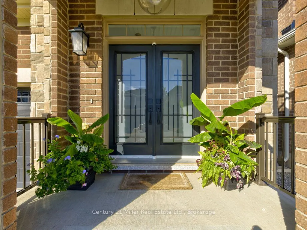517 Kennedy Circle W