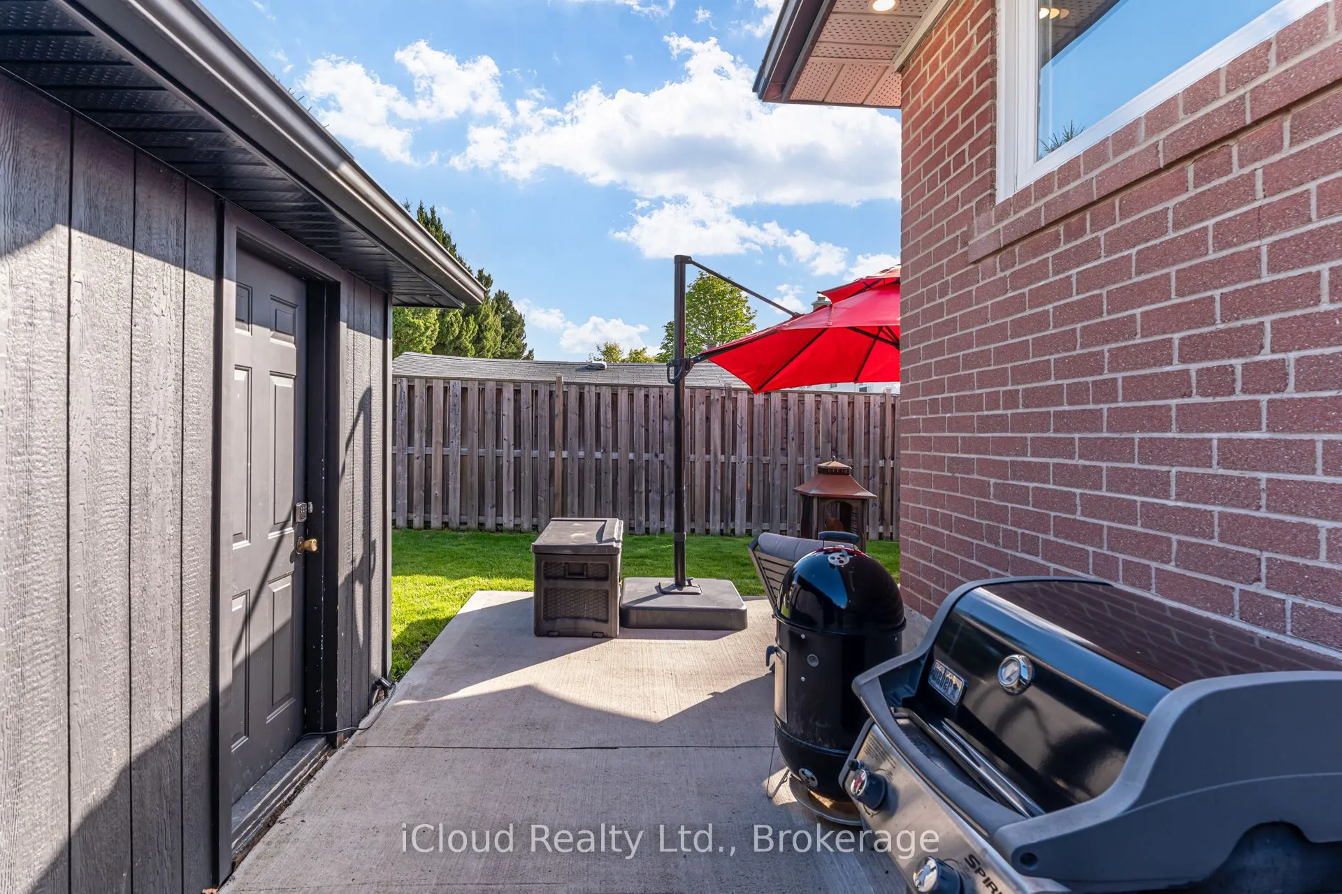 43 Sherwood Crescent