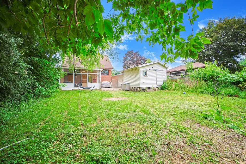 34 Crestview Avenue