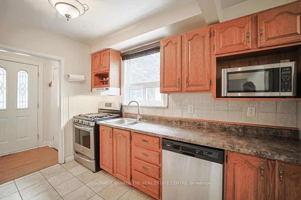 34 Crestview Avenue