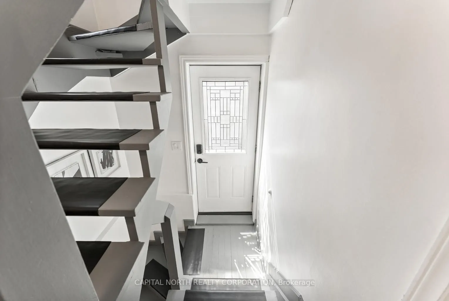 32 Brookhaven Drive, #1