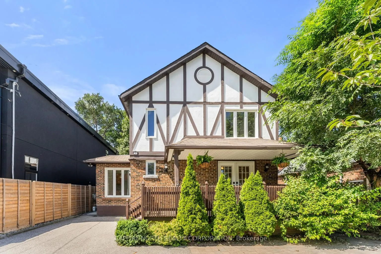 32 Brookhaven Drive, #1