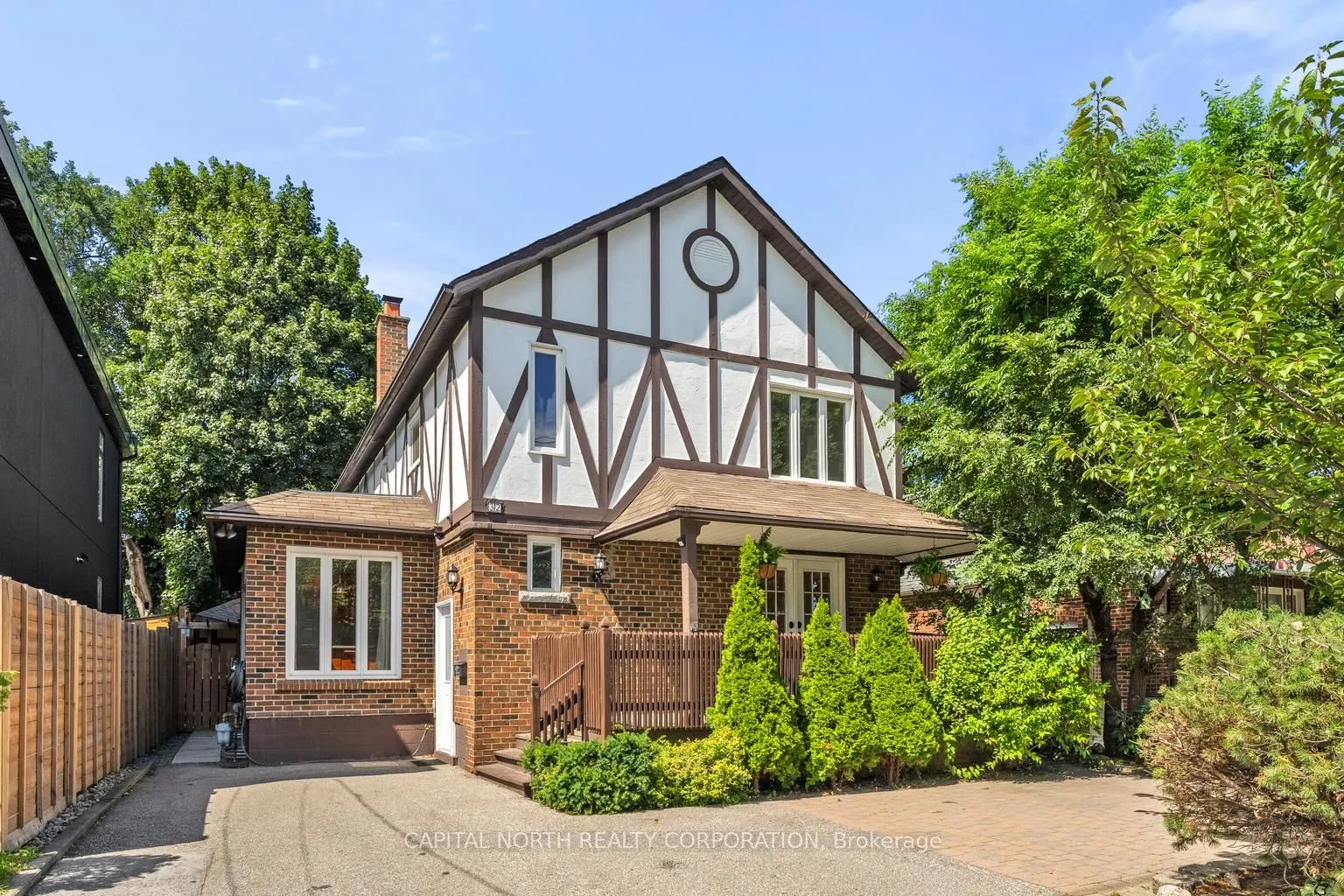 32 Brookhaven Drive, #1