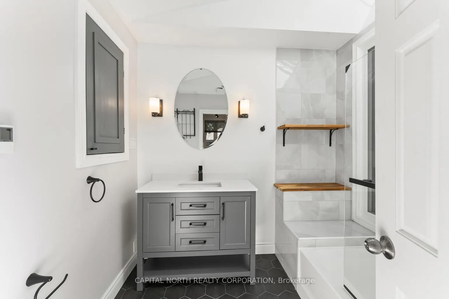 32 Brookhaven Drive, #1