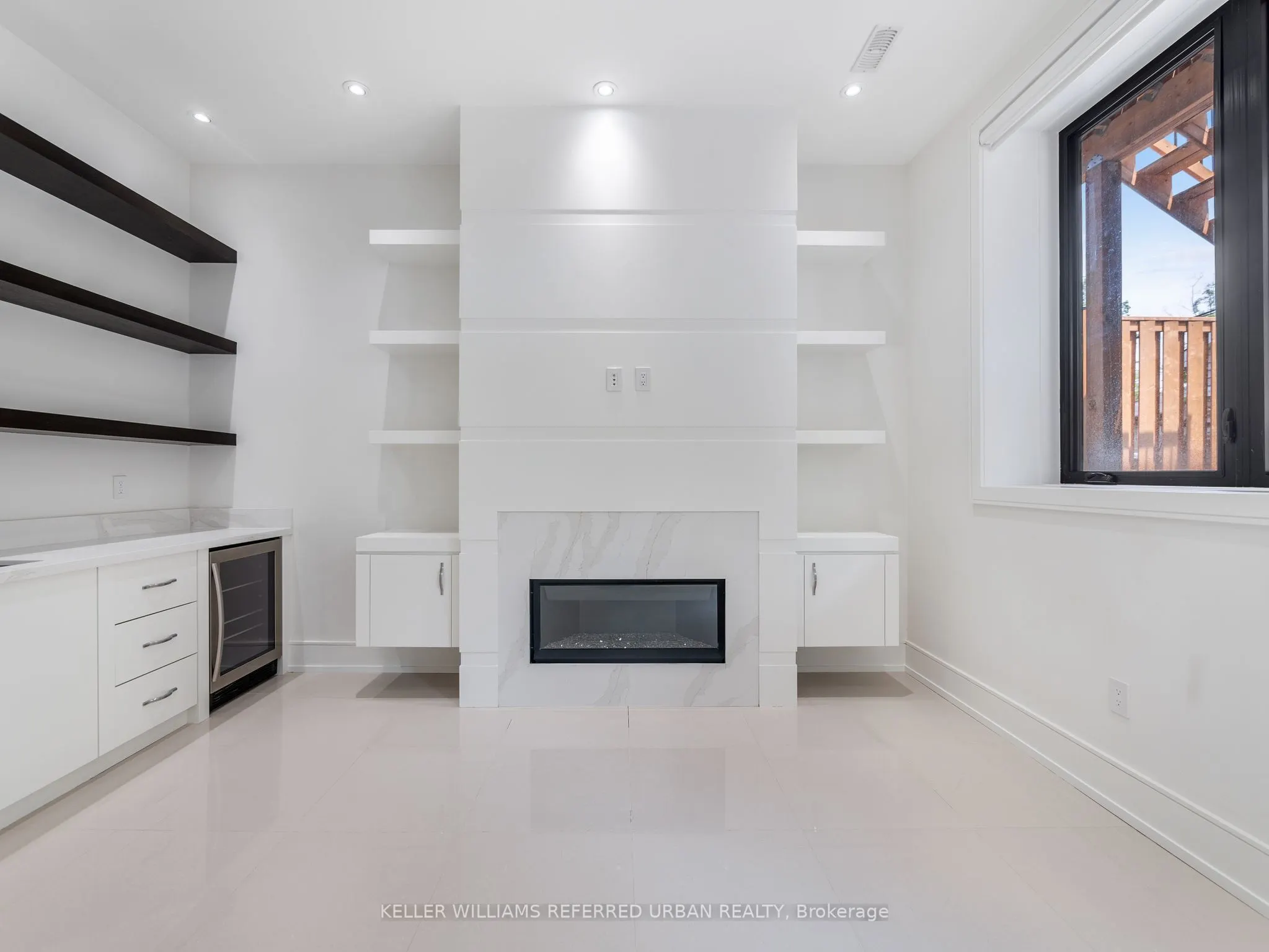 327 Melrose Street