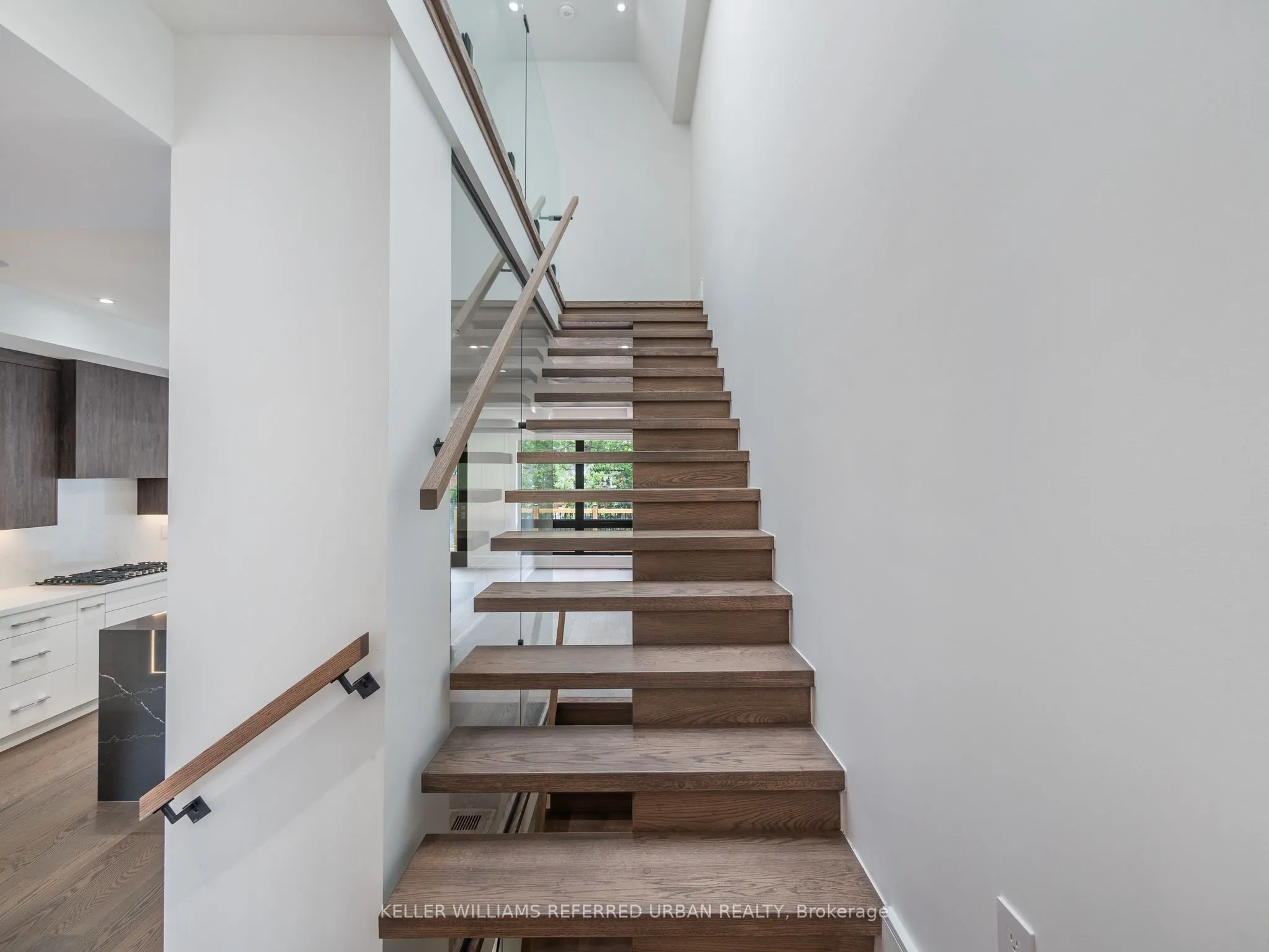 327 Melrose Street