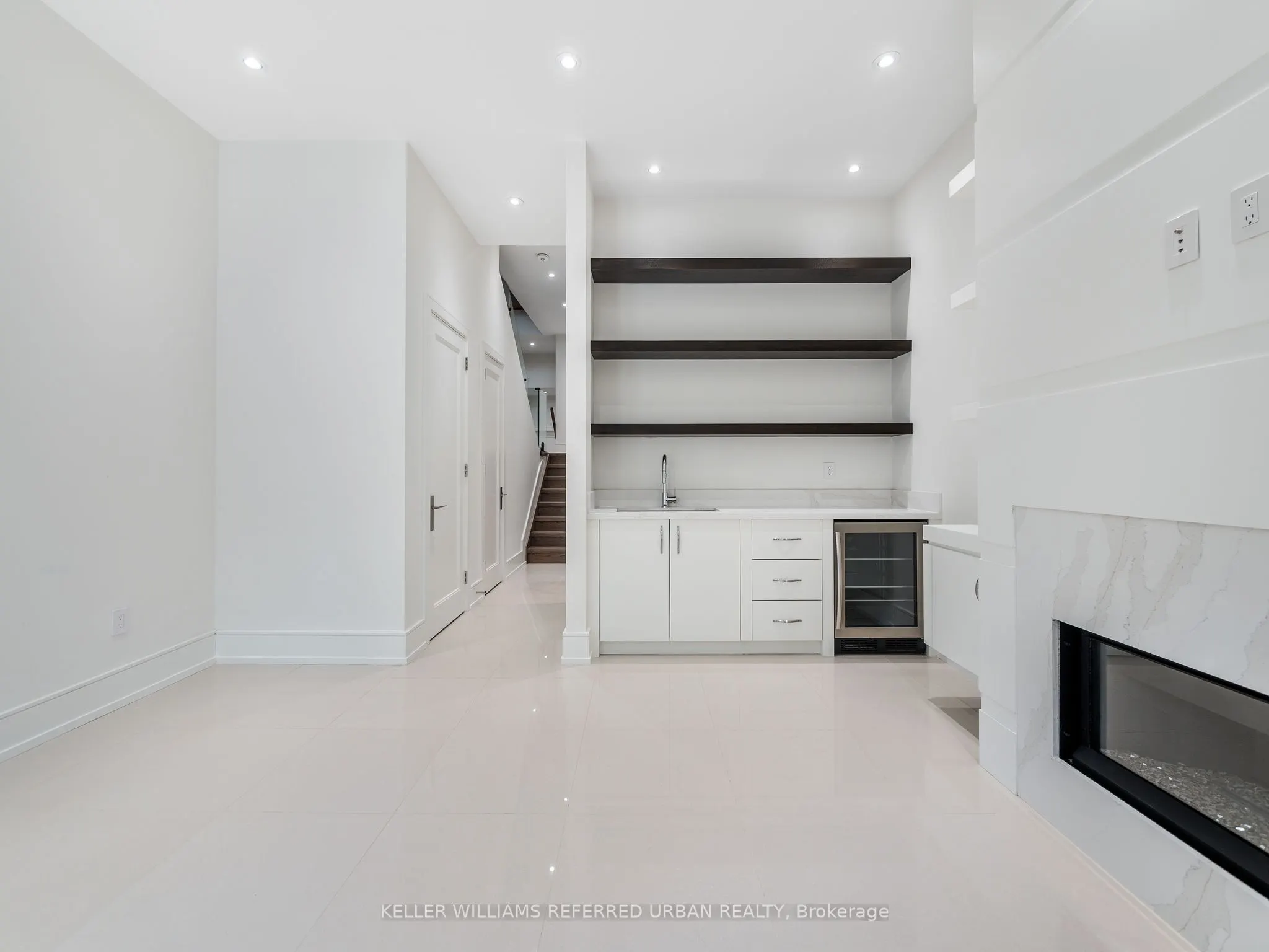 327 Melrose Street