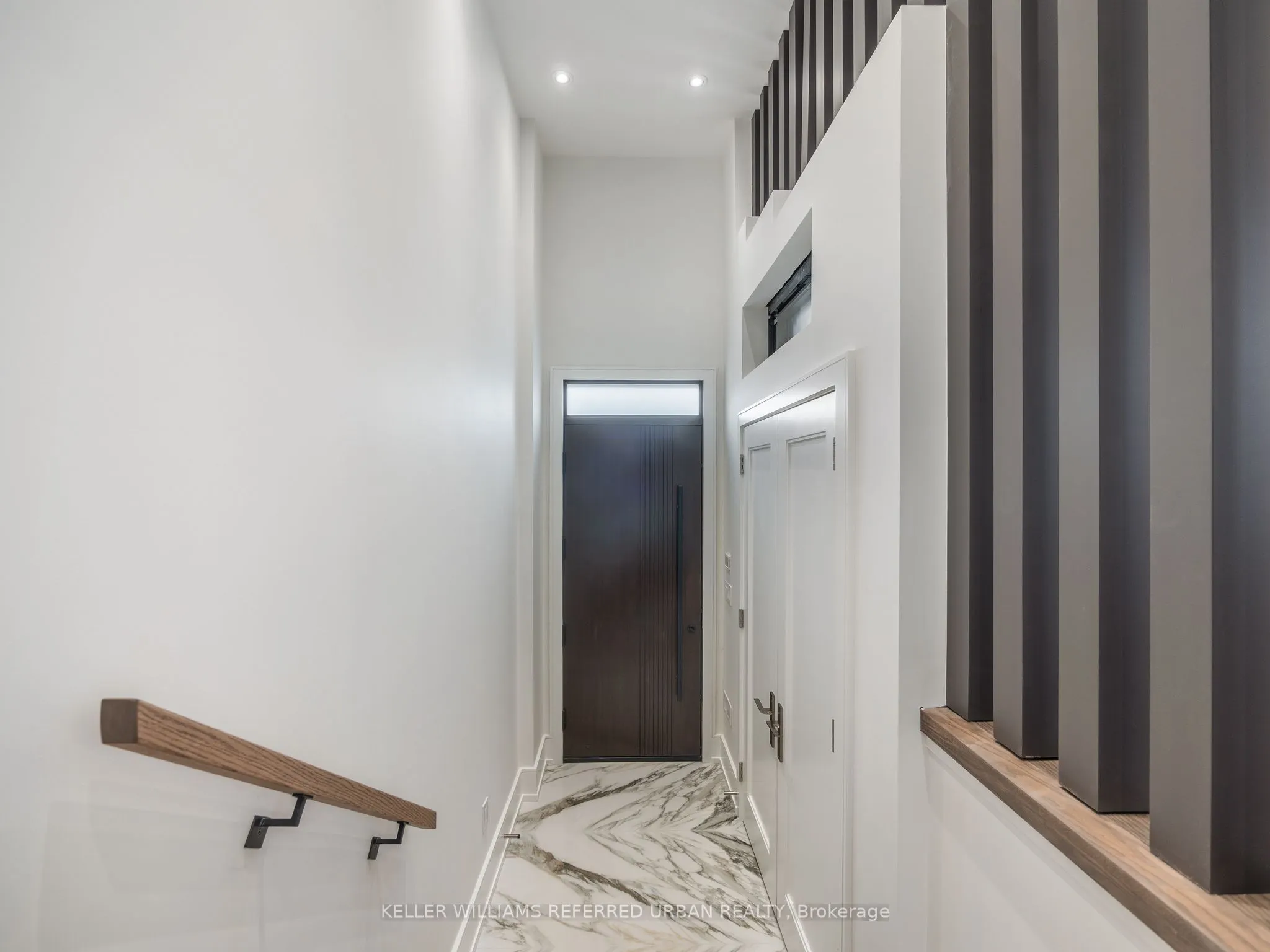 327 Melrose Street