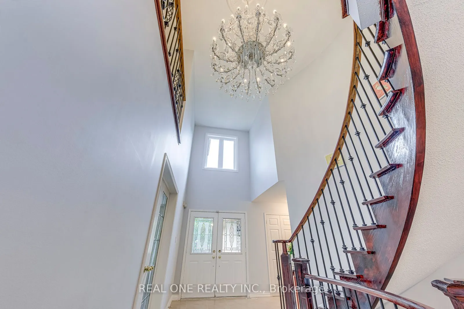 1237 Woodview Drive