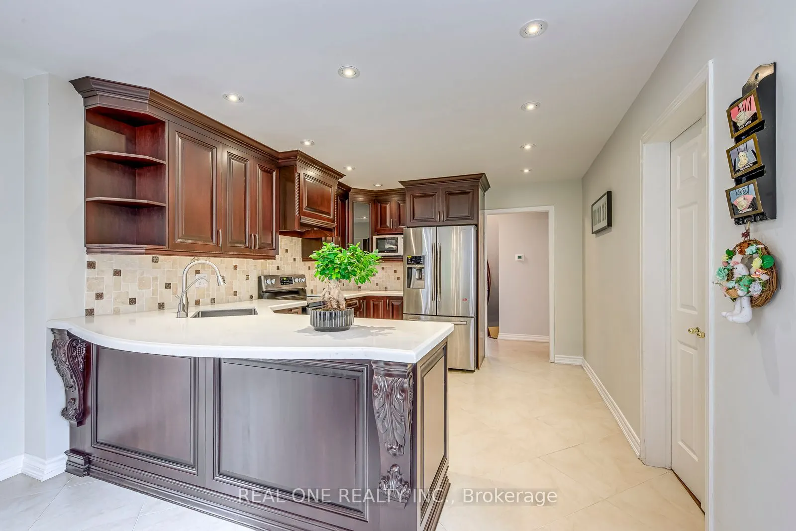 1237 Woodview Drive
