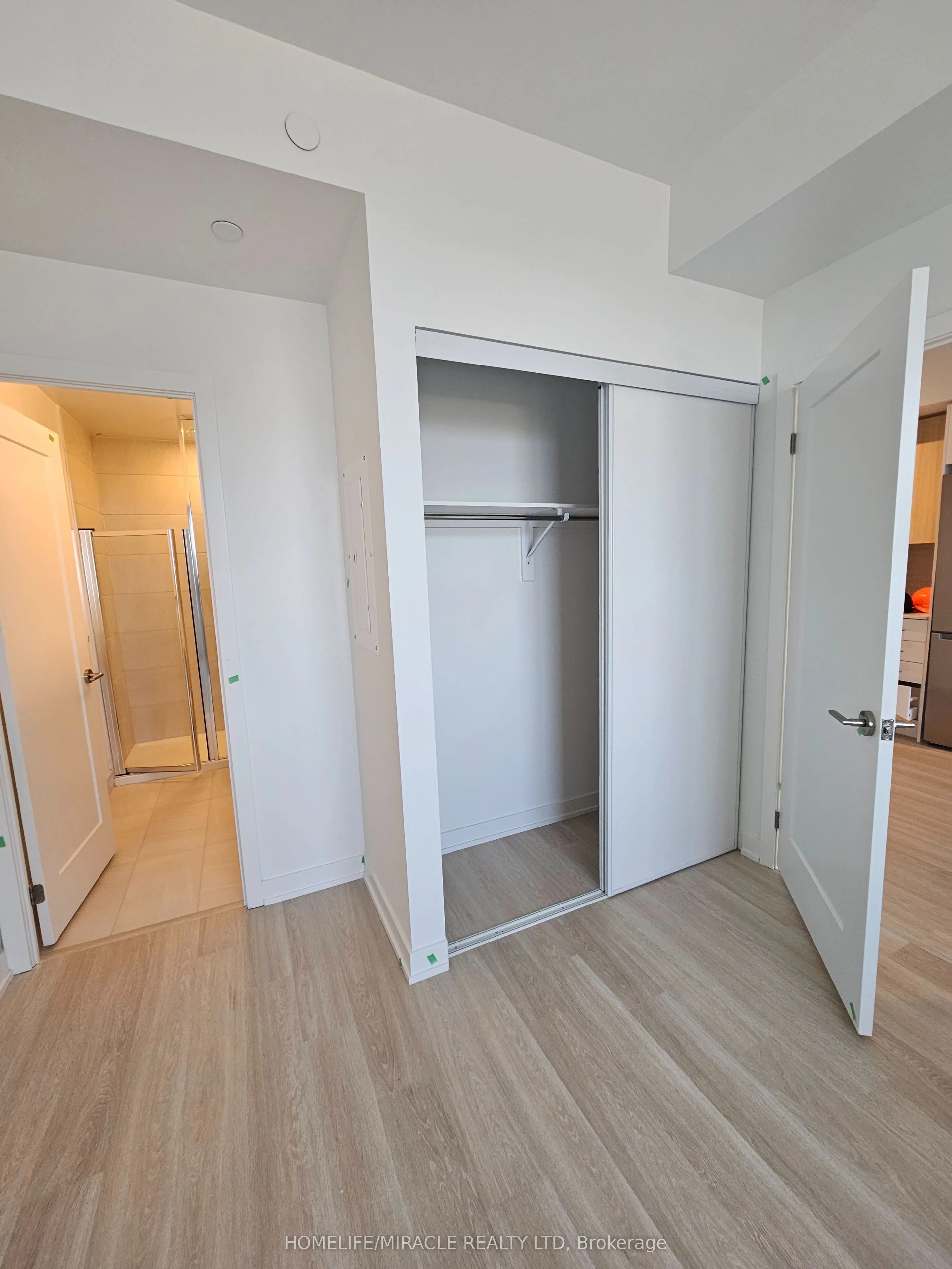 5105 Hurontario Street, #2801