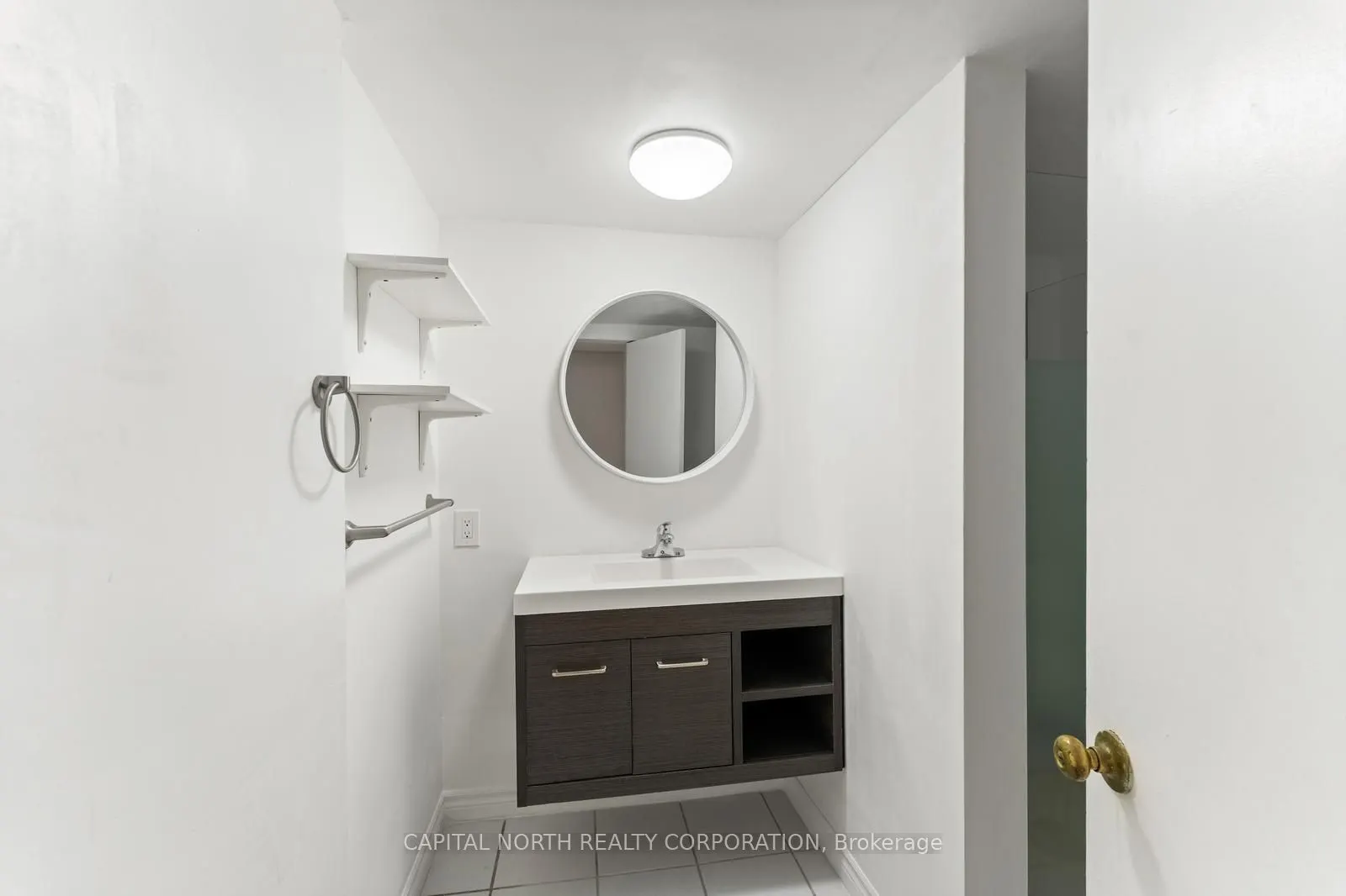 32 Brookhaven Drive, #3