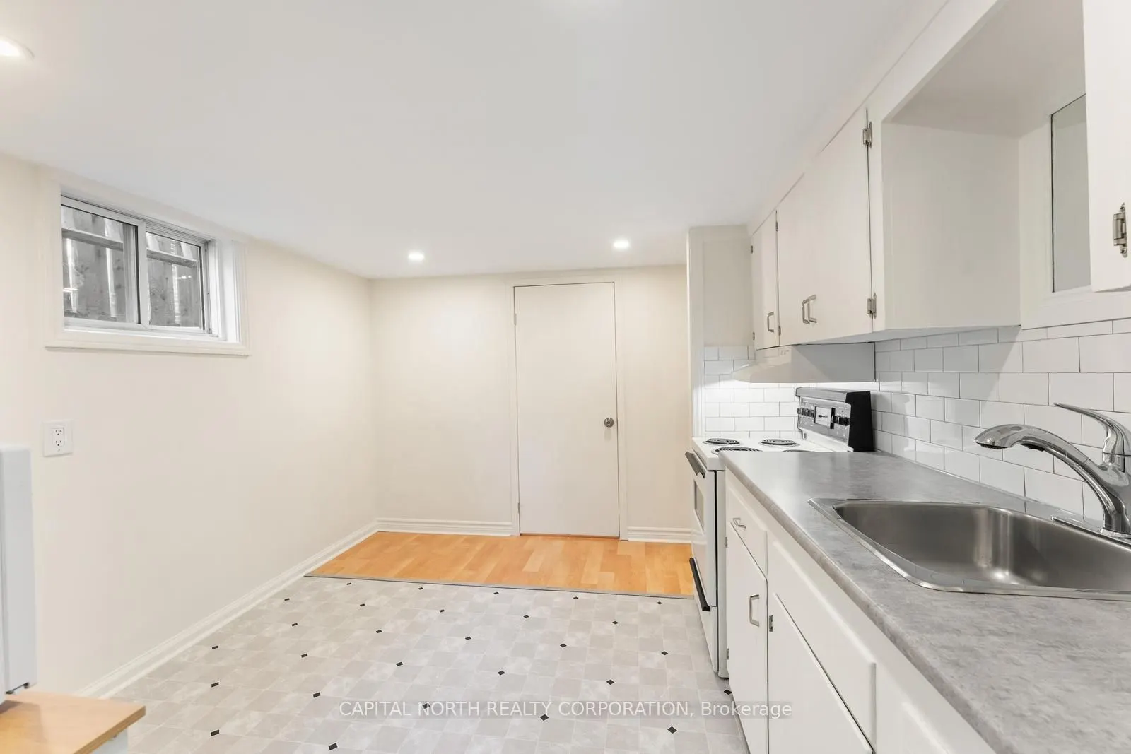 32 Brookhaven Drive, #3