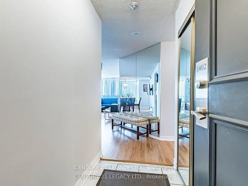 8 Lisa Street E, #1402