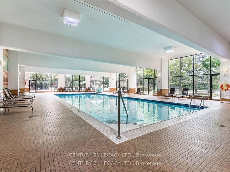 8 Lisa Street E, #1402