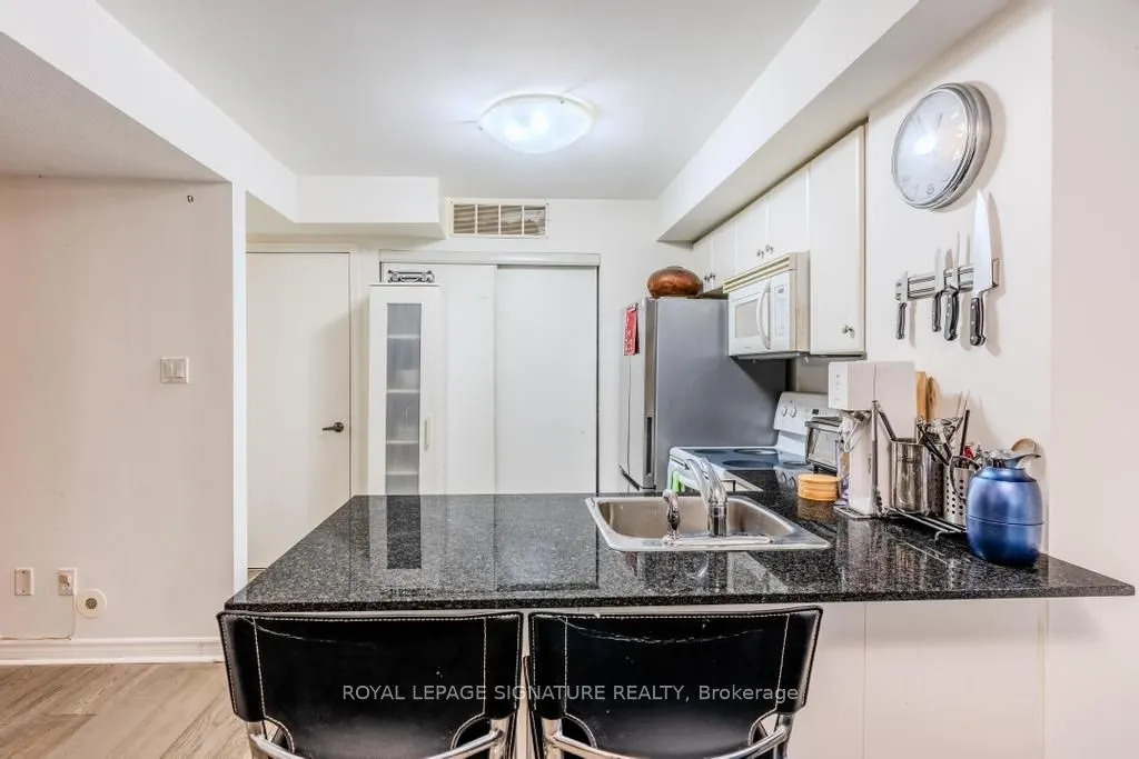 10 Laidlaw Street, #703