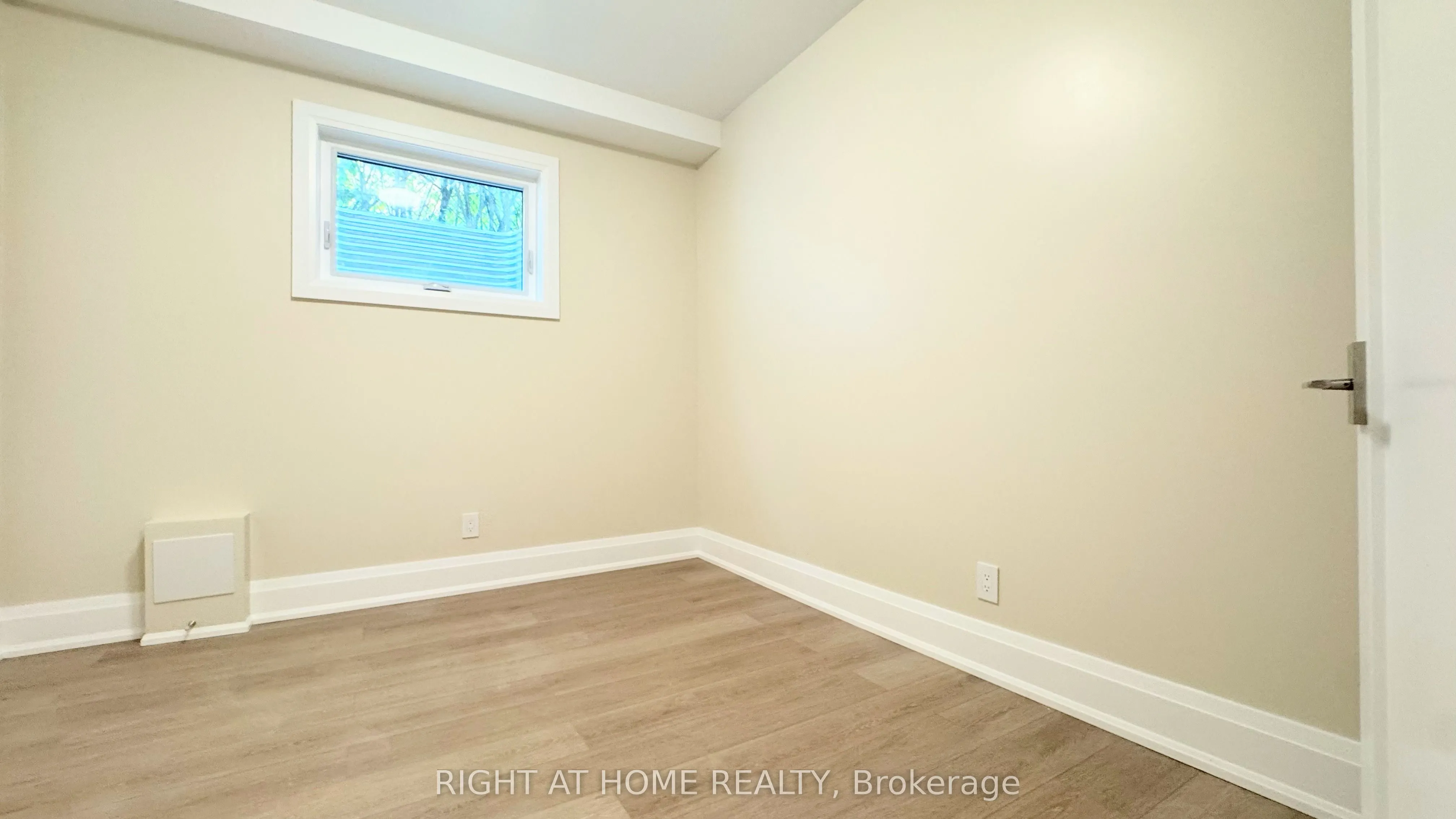 16 Ridge Drive