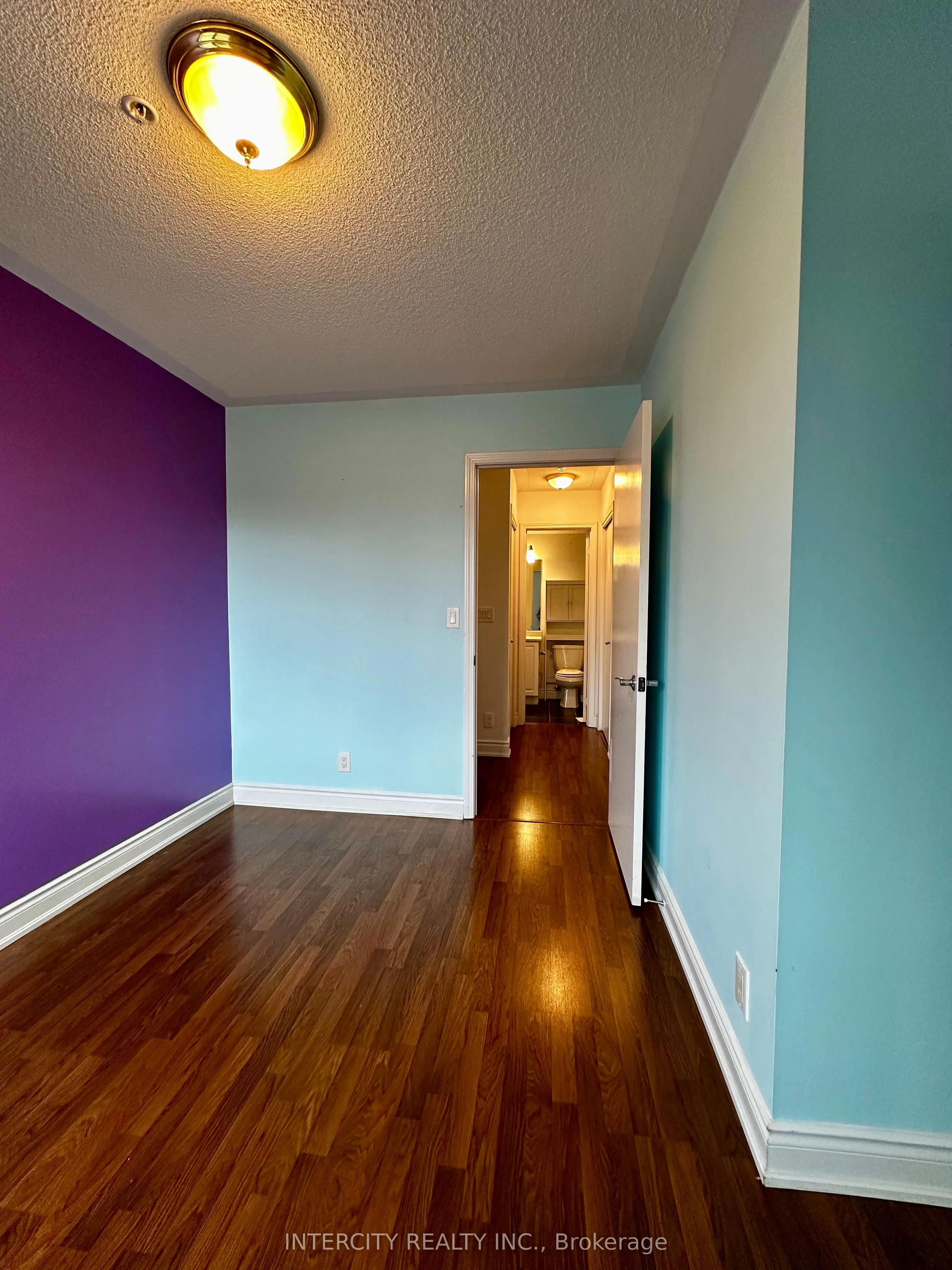 25 Richgrove Drive, #206