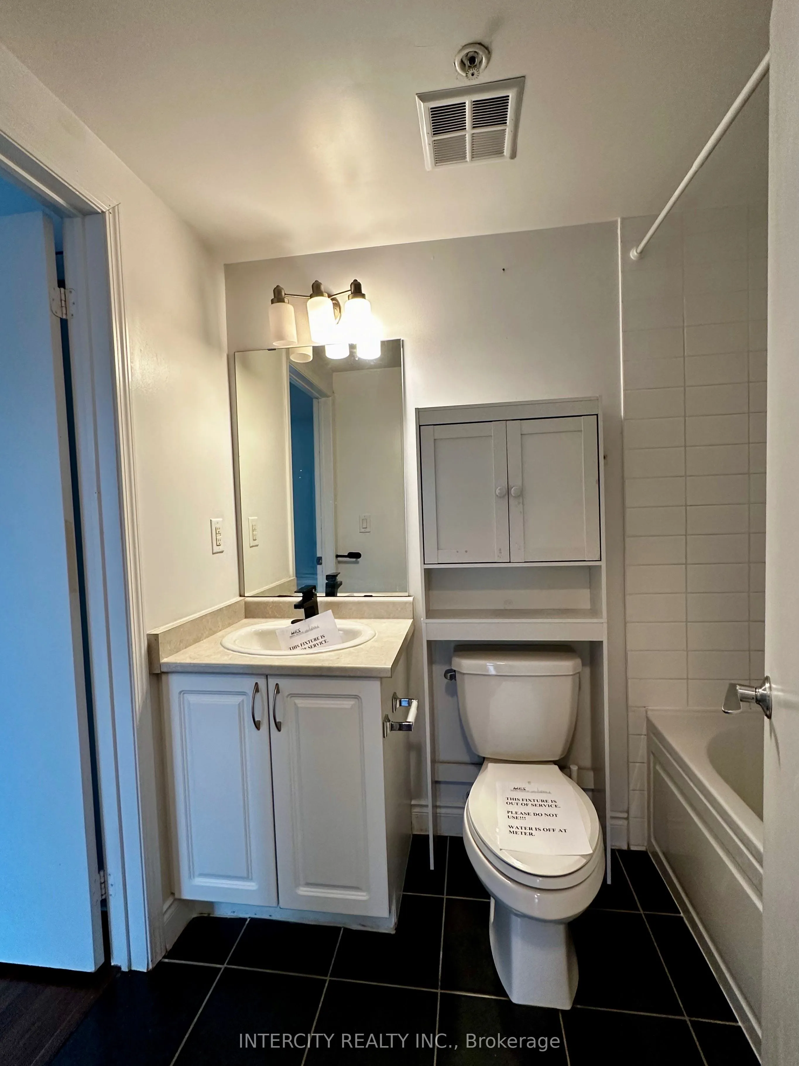 25 Richgrove Drive, #206