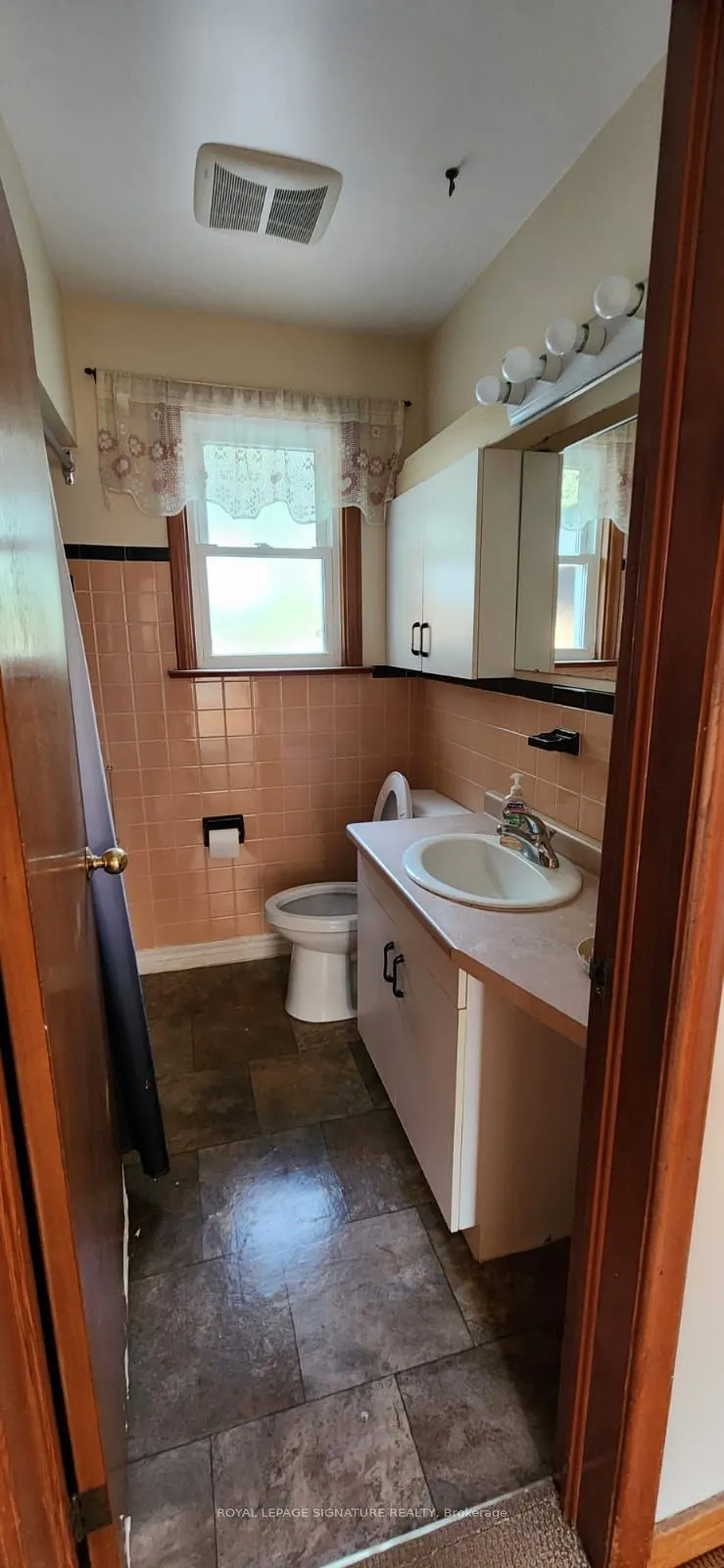 4128 New Street, #Main